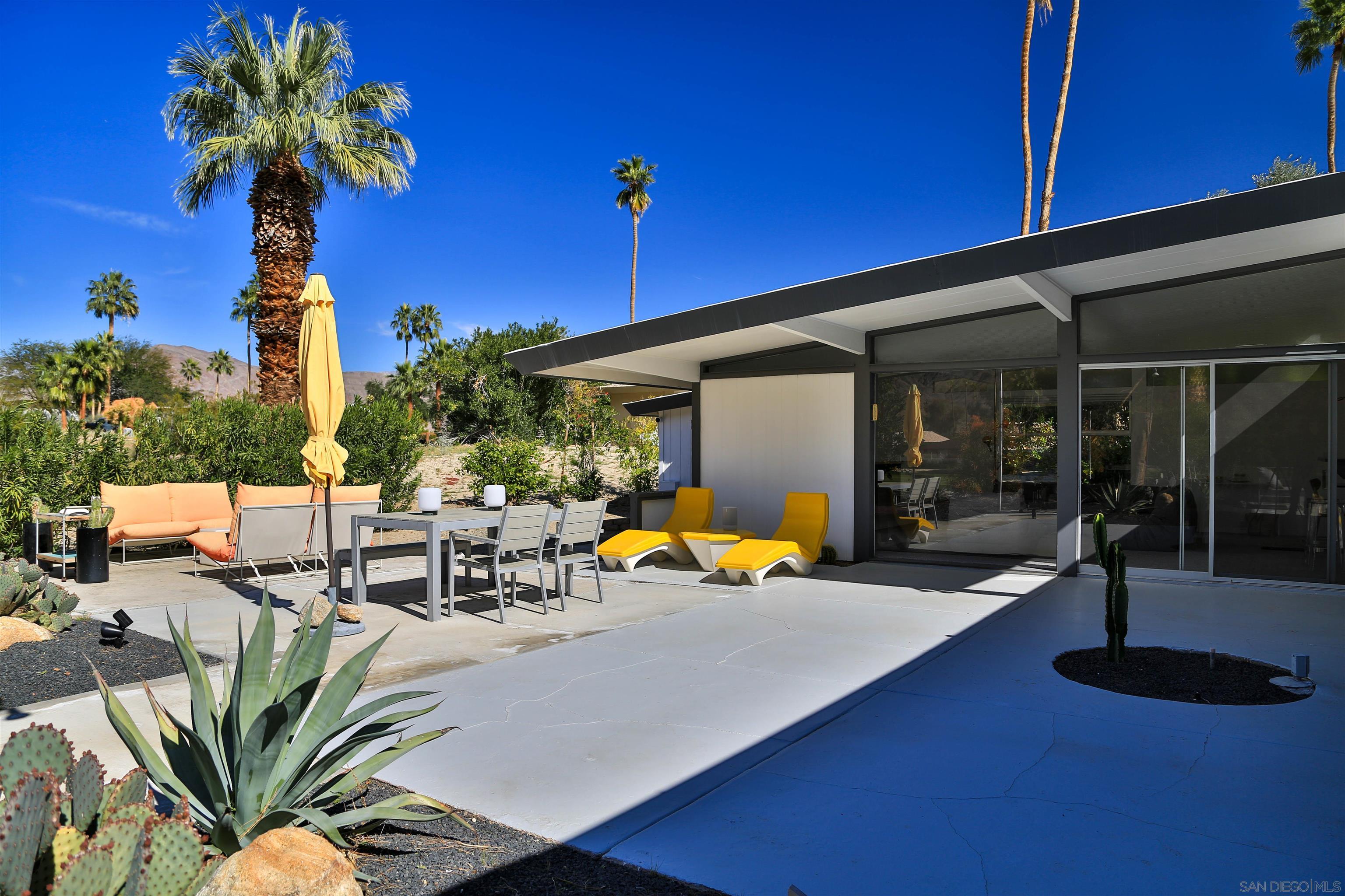 Front Image Thumbnail for SD260004315