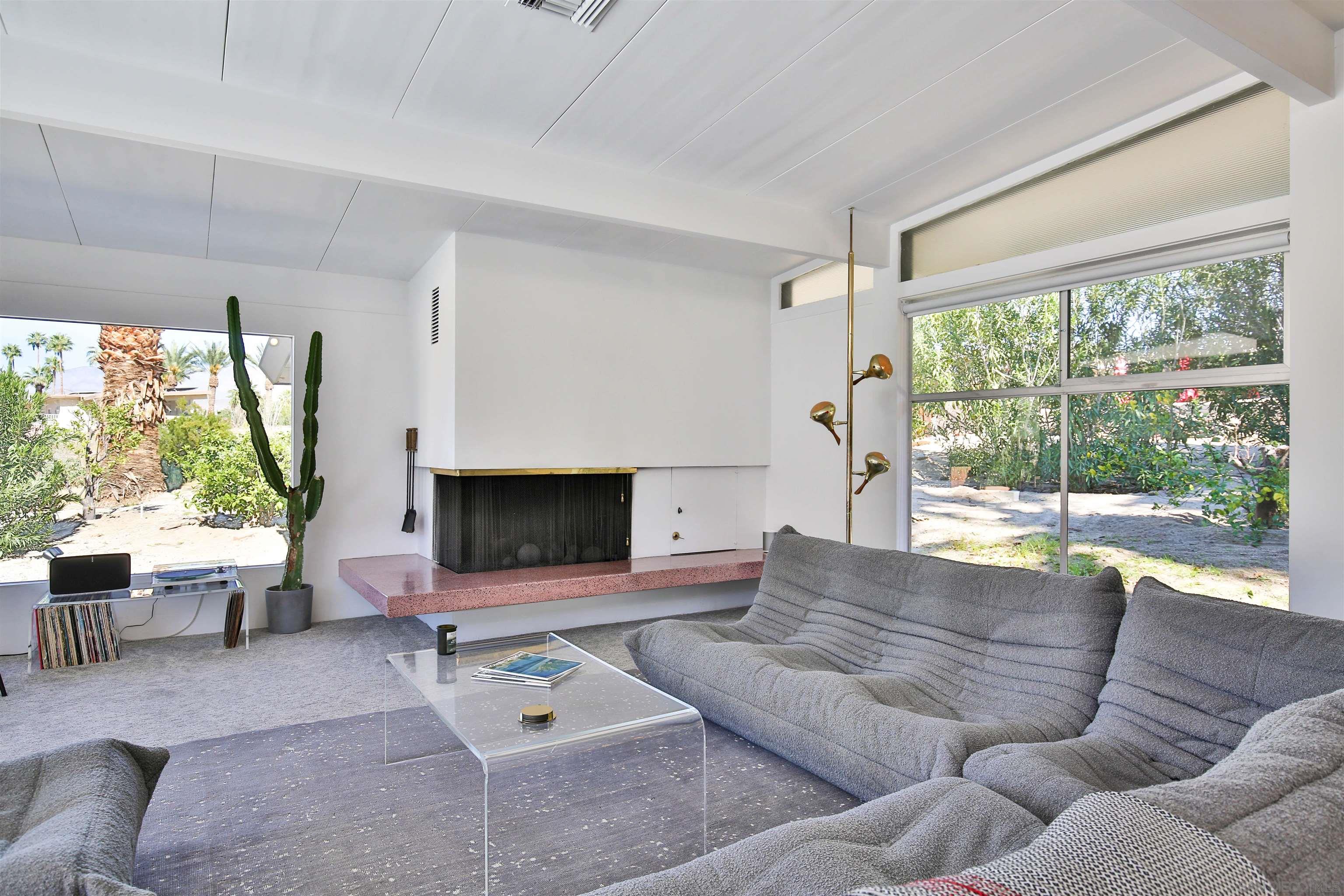 Detail Gallery Image 8 of 28 For 1514  Fairway Lane, Borrego Springs,  CA 92004 - 2 Beds | 2 Baths