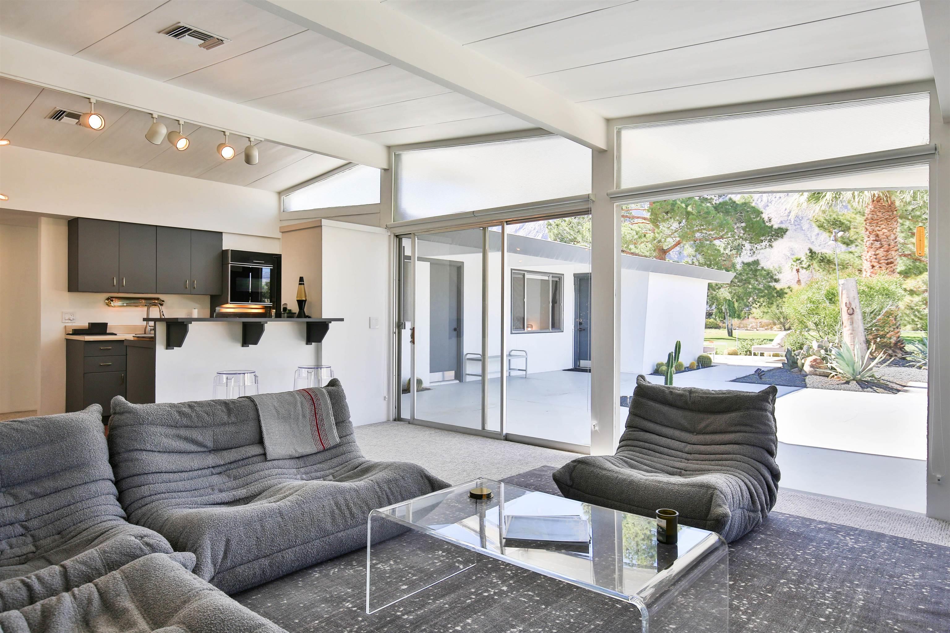 Detail Gallery Image 9 of 28 For 1514  Fairway Lane, Borrego Springs,  CA 92004 - 2 Beds | 2 Baths