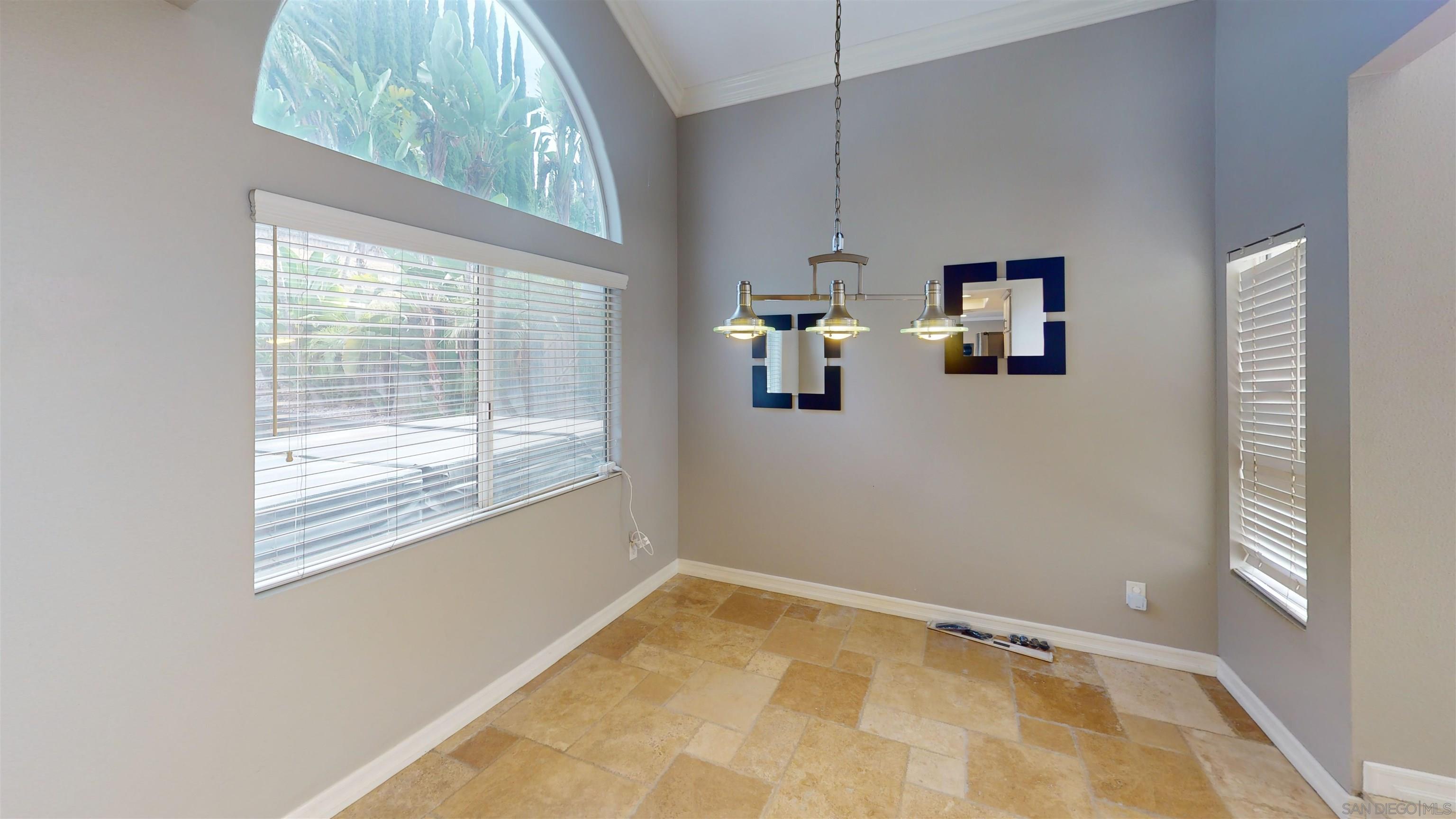 Detail Gallery Image 14 of 22 For 1482  Corte Rapallo, Escondido,  CA 92026 - 4 Beds | 3 Baths