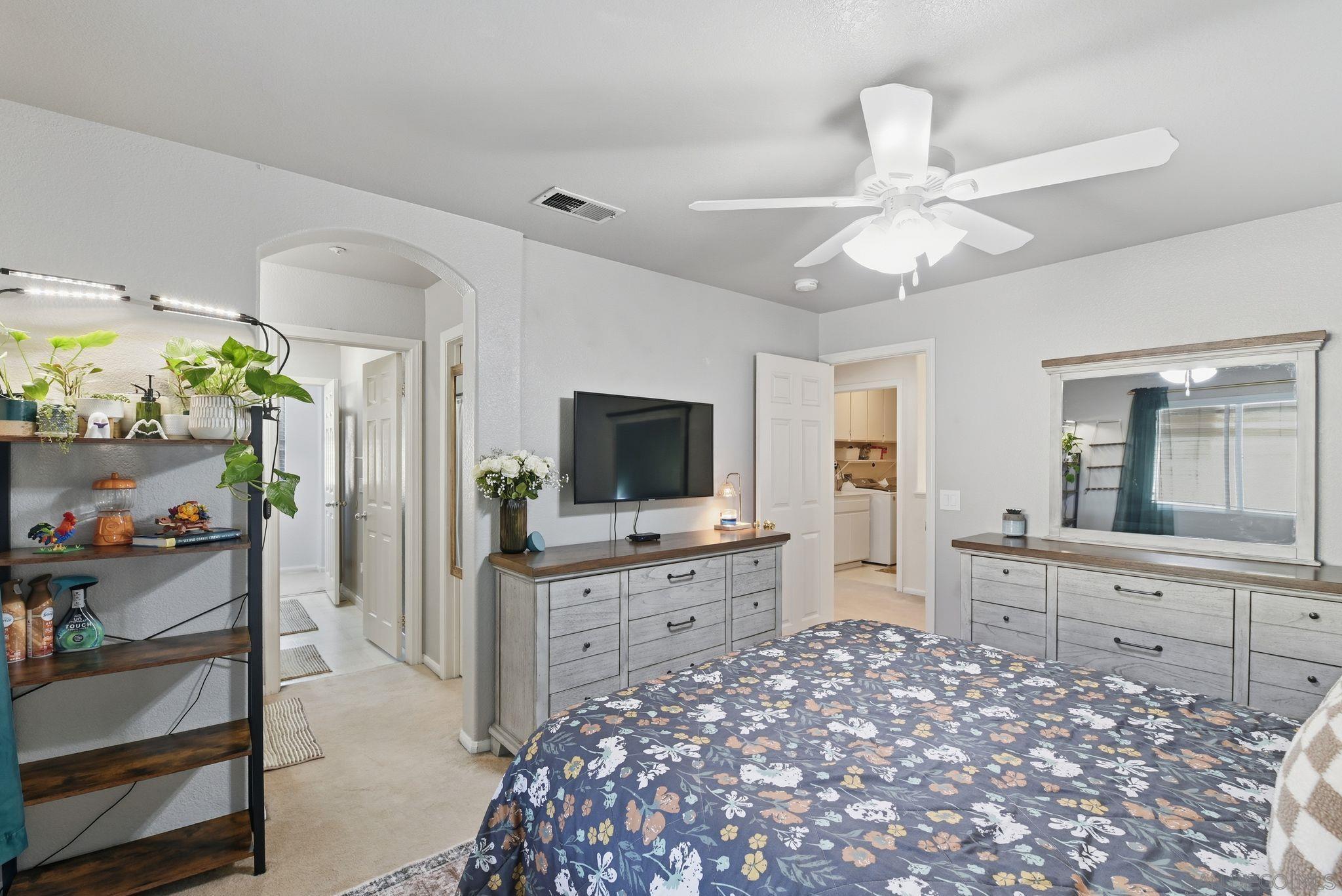 Detail Gallery Image 20 of 36 For 10836  Stoney Creek Ct, Santee,  CA 92071 - 4 Beds | 2/1 Baths