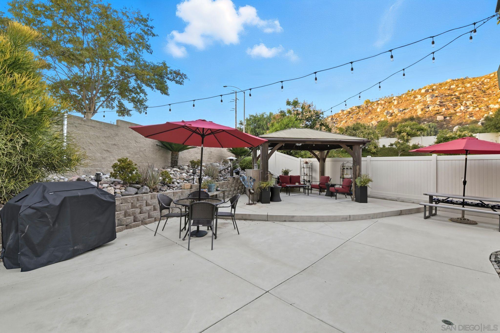 Detail Gallery Image 29 of 36 For 10836  Stoney Creek Ct, Santee,  CA 92071 - 4 Beds | 2/1 Baths