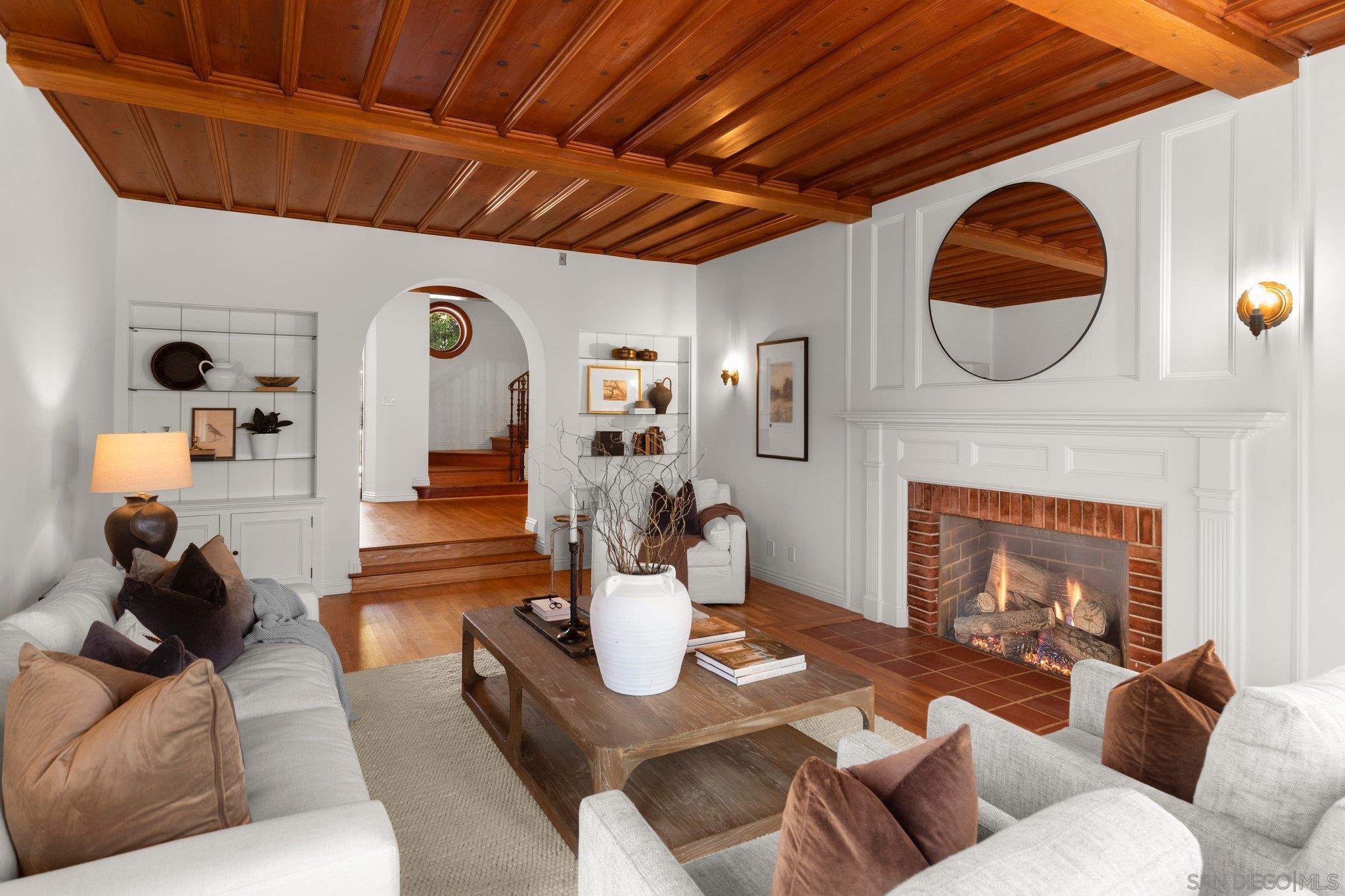 Detail Gallery Image 6 of 26 For 4430  Arista St, San Diego,  CA 92103 - 4 Beds | 3/1 Baths