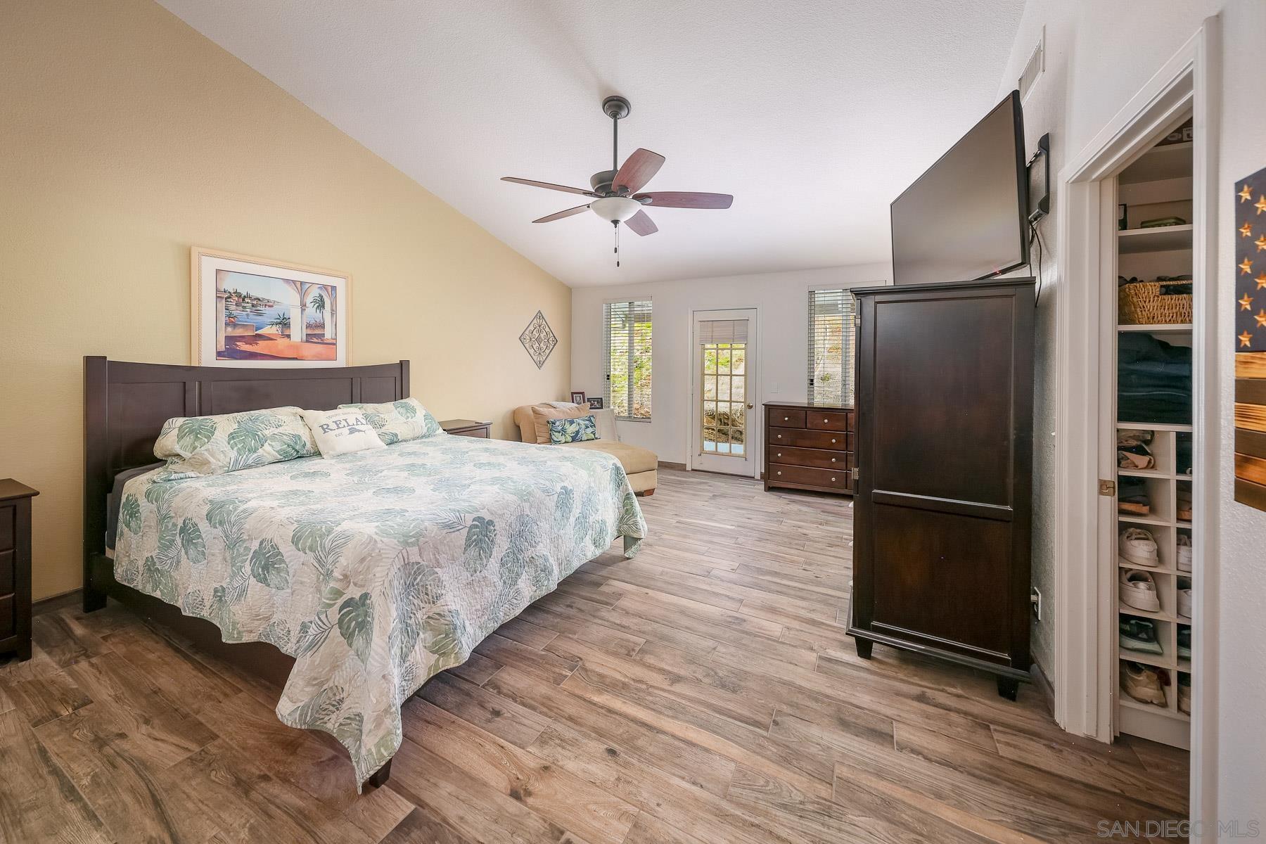 Detail Gallery Image 11 of 25 For 30073  Alta Mira Ln, Valley Center,  CA 92082 - 4 Beds | 3 Baths