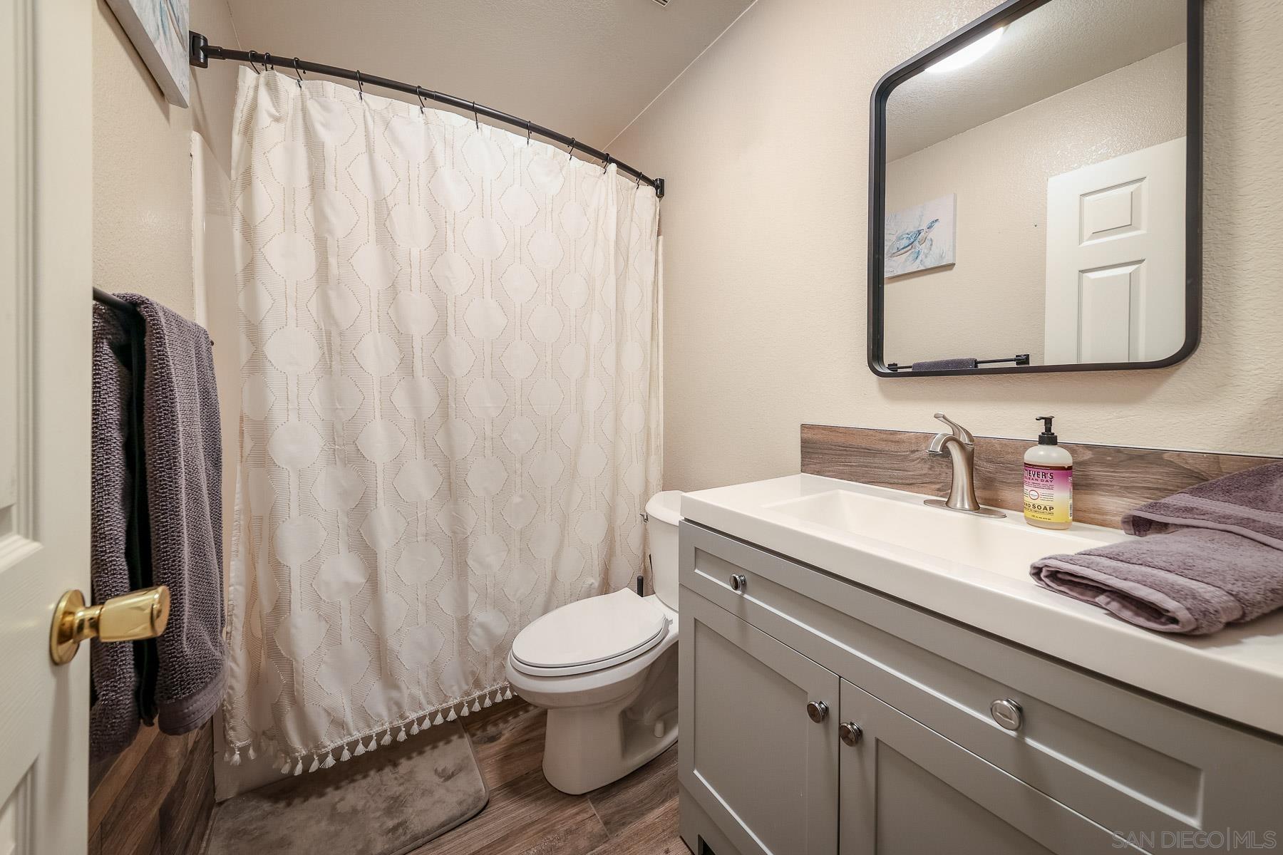 Detail Gallery Image 18 of 25 For 30073  Alta Mira Ln, Valley Center,  CA 92082 - 4 Beds | 3 Baths