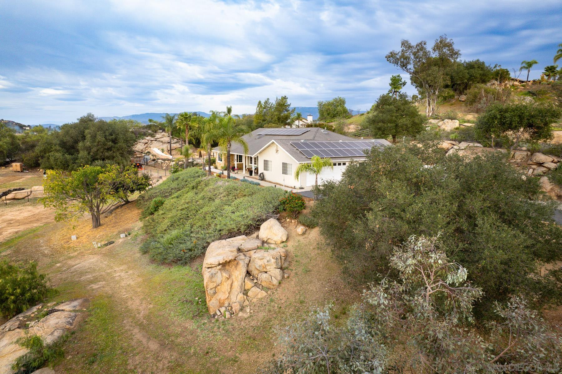 Detail Gallery Image 23 of 25 For 30073  Alta Mira Ln, Valley Center,  CA 92082 - 4 Beds | 3 Baths