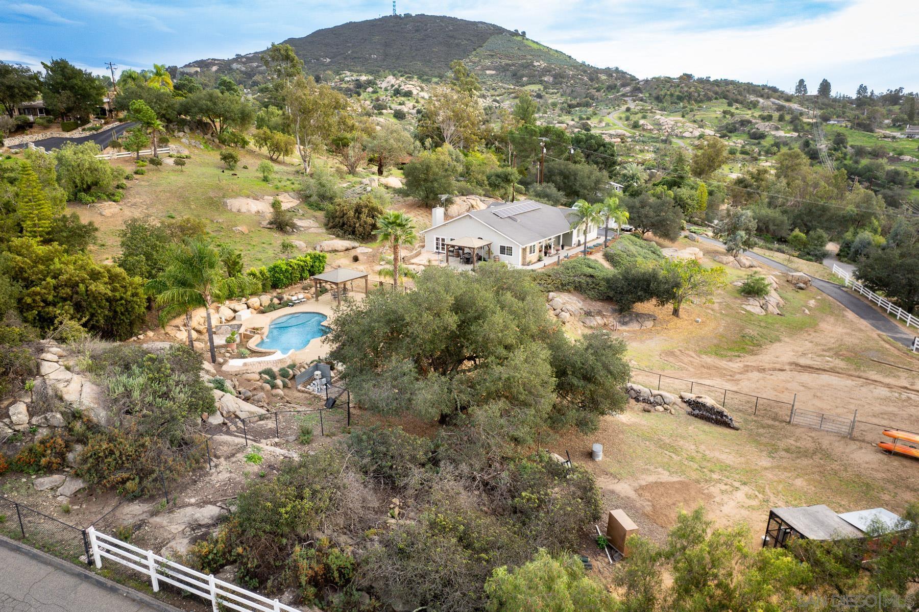 Detail Gallery Image 24 of 25 For 30073  Alta Mira Ln, Valley Center,  CA 92082 - 4 Beds | 3 Baths