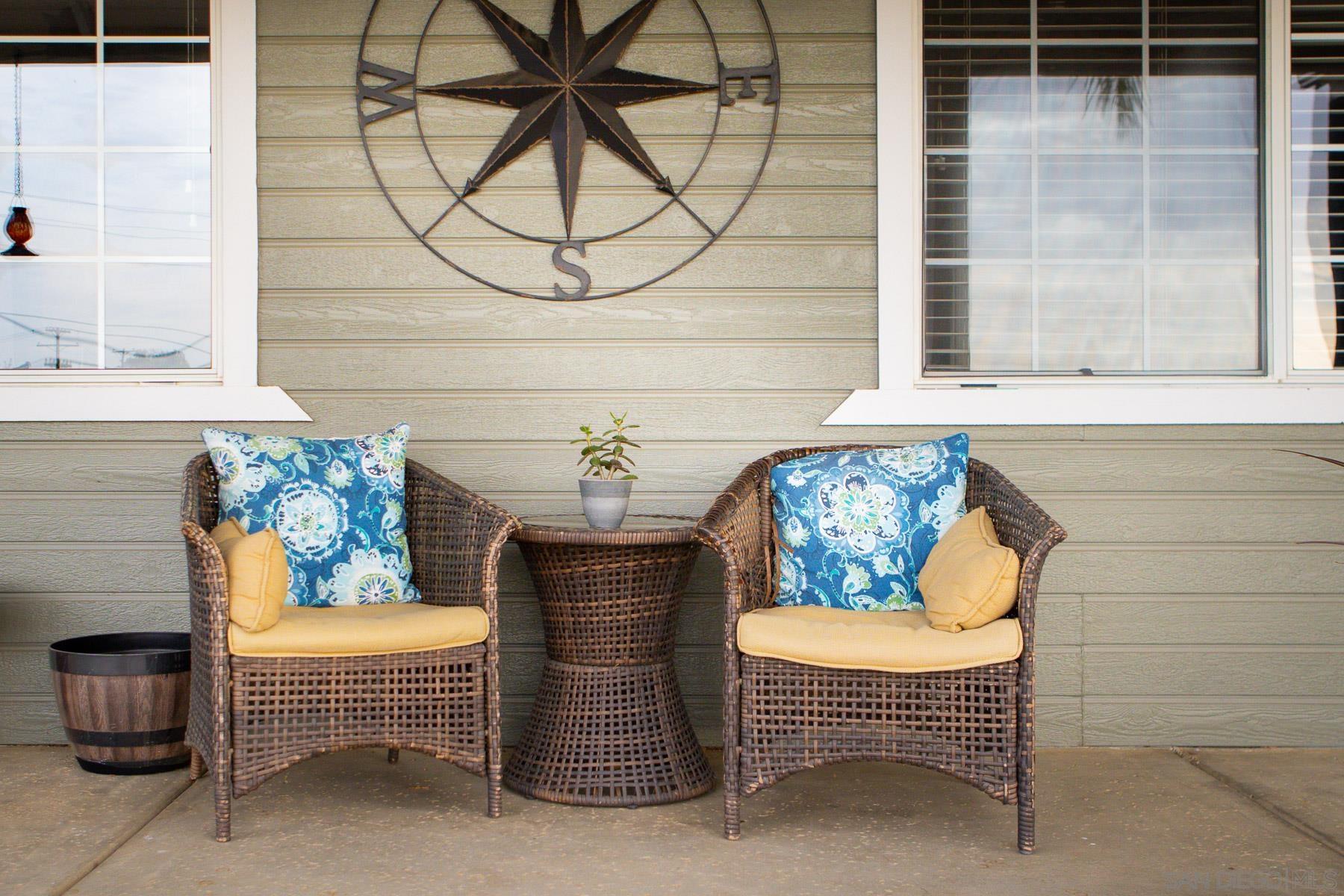 Detail Gallery Image 4 of 25 For 30073  Alta Mira Ln, Valley Center,  CA 92082 - 4 Beds | 3 Baths