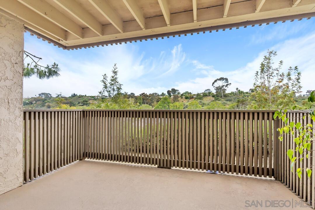 Detail Gallery Image 16 of 28 For 8640  via Mallorca  E, La Jolla,  CA 92037 - 1 Beds | 1 Baths