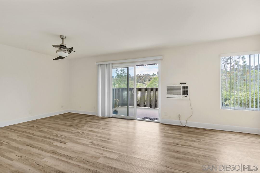 Detail Gallery Image 8 of 28 For 8640  via Mallorca  E, La Jolla,  CA 92037 - 1 Beds | 1 Baths