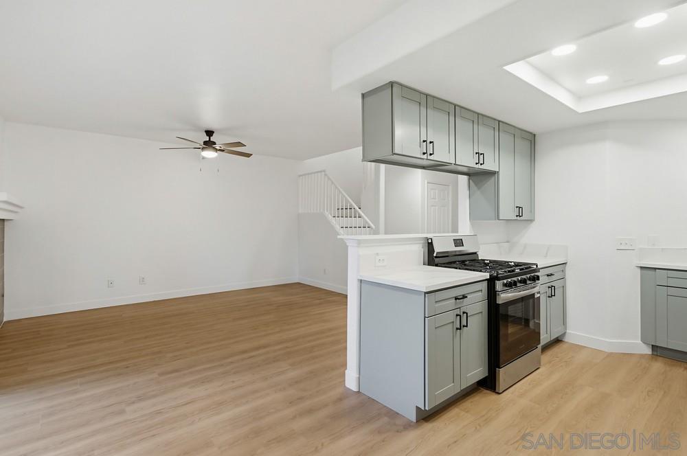 Detail Gallery Image 8 of 55 For 418  West San Marcos Blvd  #139,  San Marcos,  CA 92069 - 3 Beds | 2/1 Baths