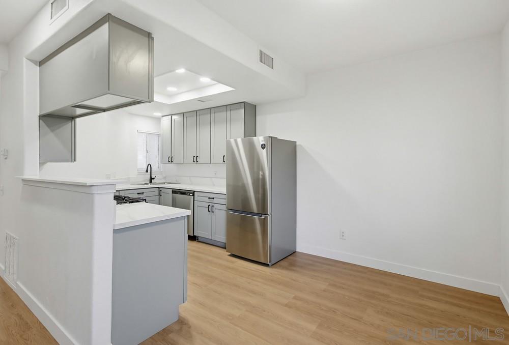 Detail Gallery Image 9 of 55 For 418  West San Marcos Blvd  #139,  San Marcos,  CA 92069 - 3 Beds | 2/1 Baths