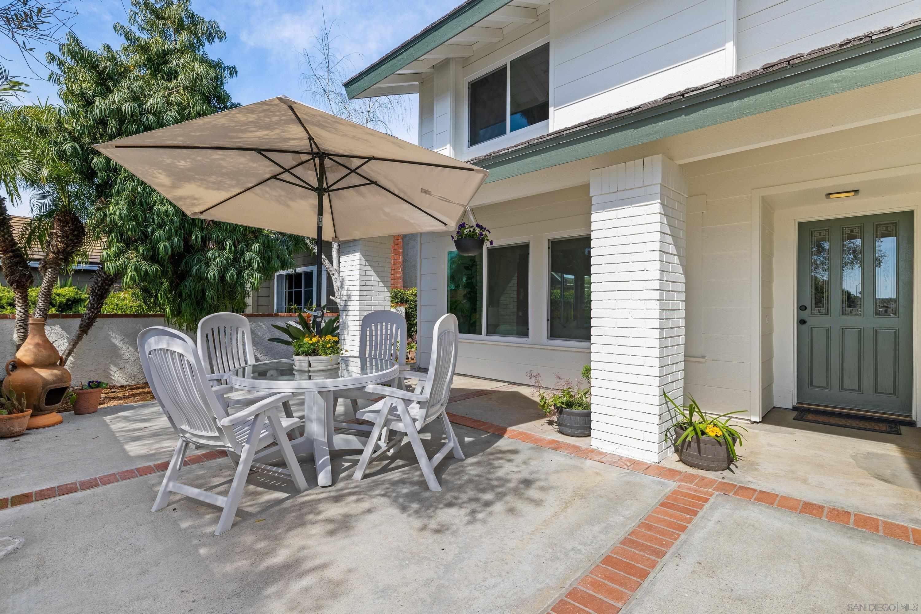 Detail Gallery Image 2 of 58 For 4422  Point Degada, Oceanside,  CA 92058 - 4 Beds | 2/1 Baths