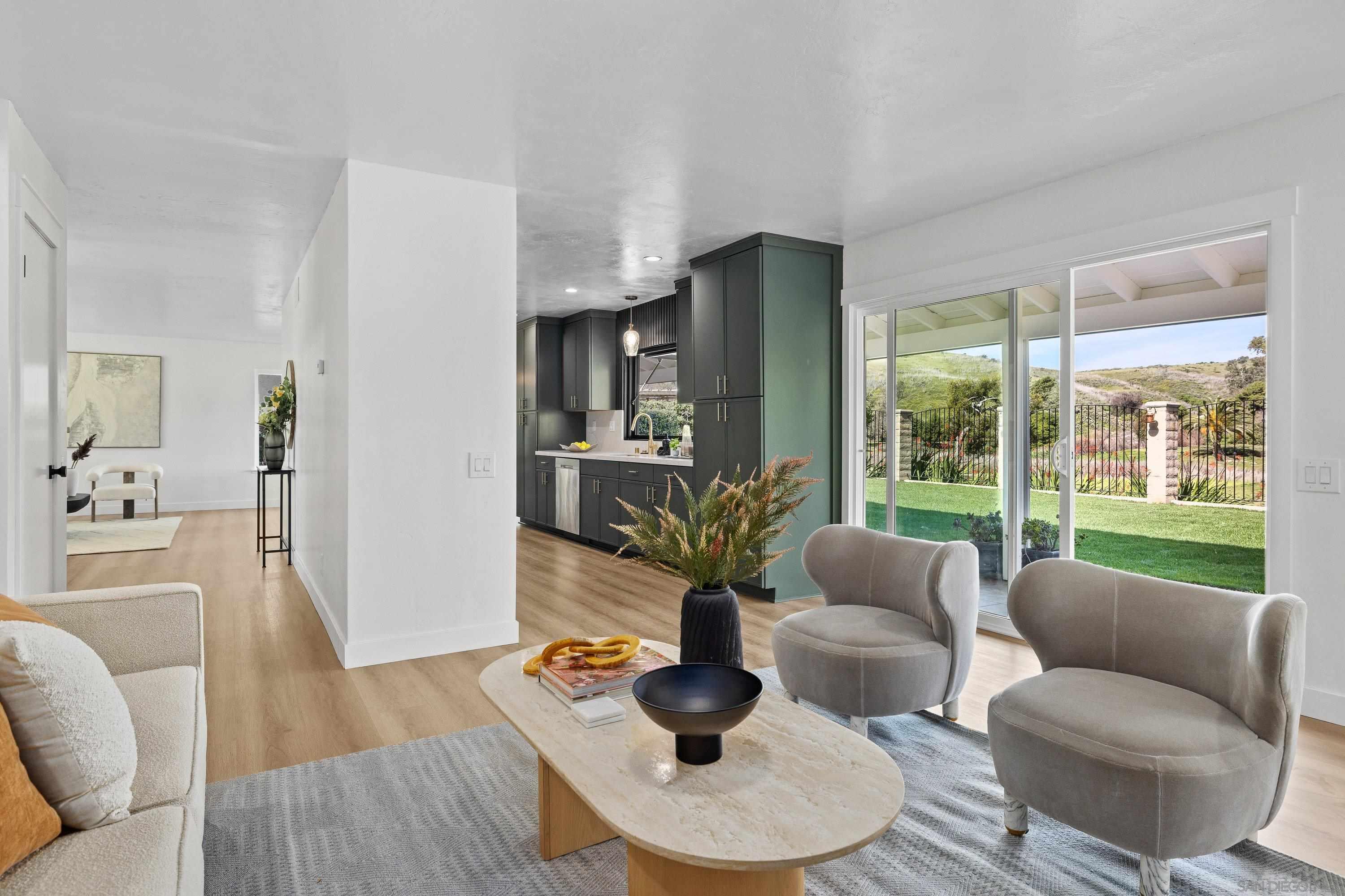 Detail Gallery Image 19 of 58 For 4422  Point Degada, Oceanside,  CA 92058 - 4 Beds | 2/1 Baths