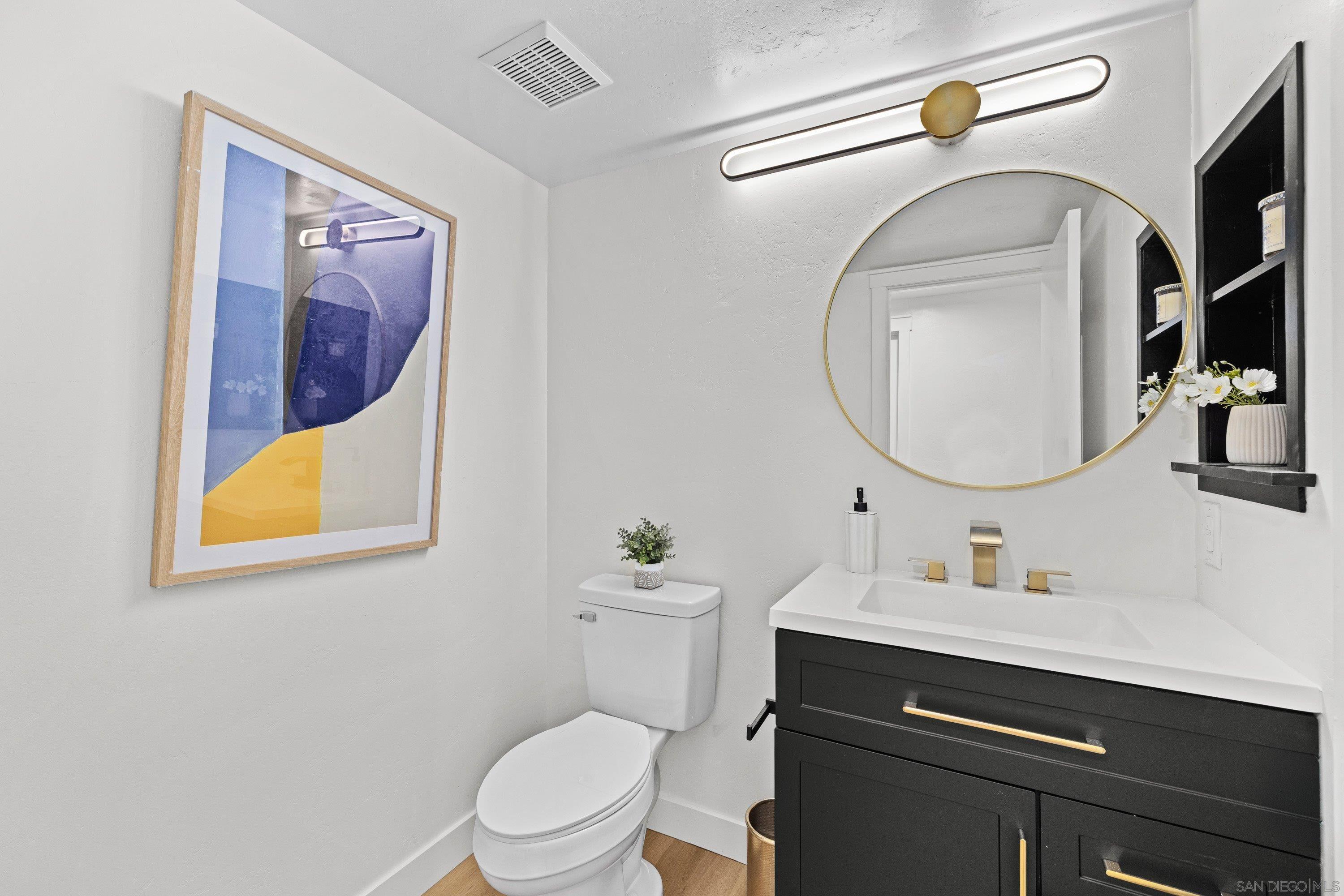 Detail Gallery Image 20 of 58 For 4422  Point Degada, Oceanside,  CA 92058 - 4 Beds | 2/1 Baths