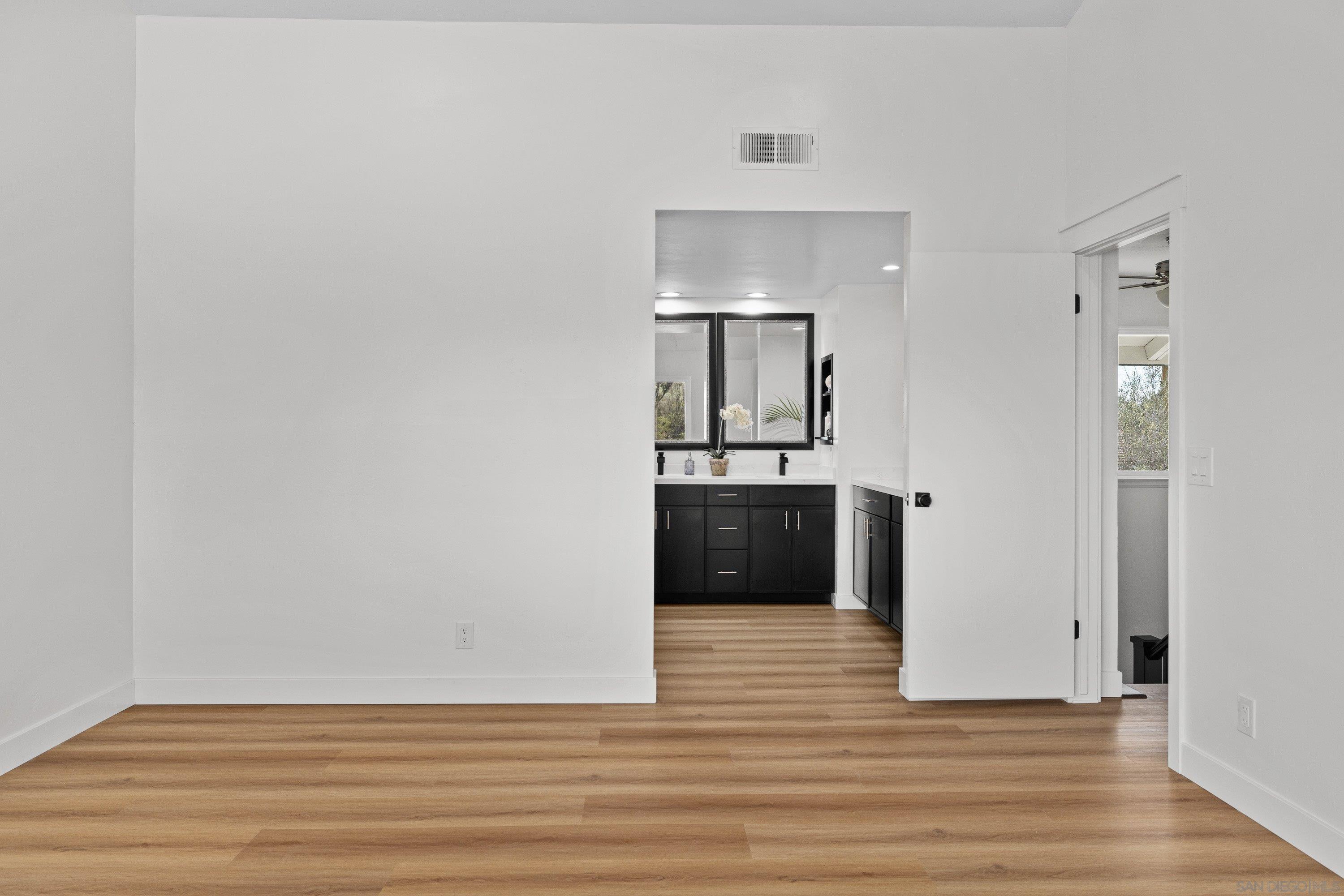 Detail Gallery Image 24 of 58 For 4422  Point Degada, Oceanside,  CA 92058 - 4 Beds | 2/1 Baths