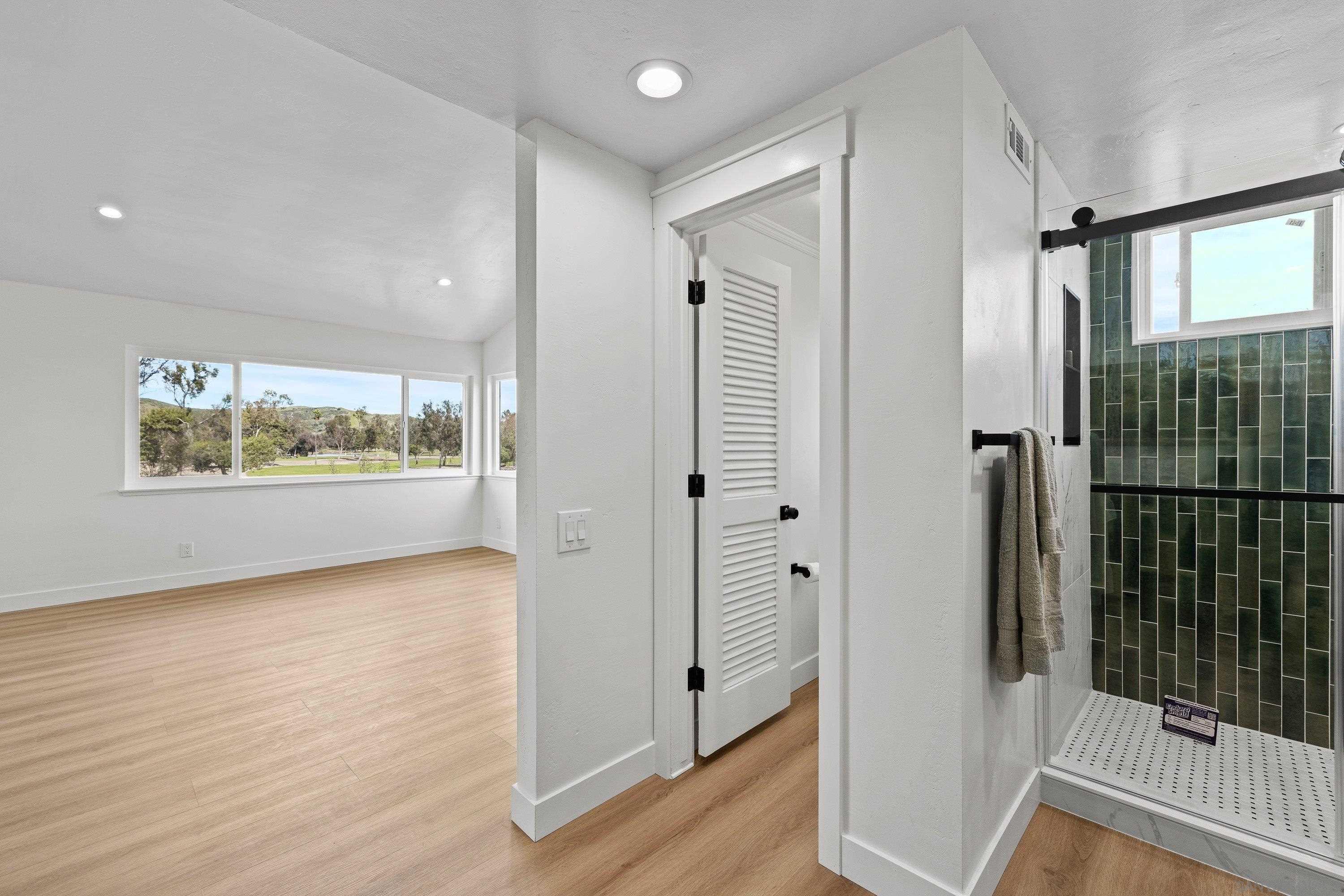 Detail Gallery Image 29 of 58 For 4422  Point Degada, Oceanside,  CA 92058 - 4 Beds | 2/1 Baths