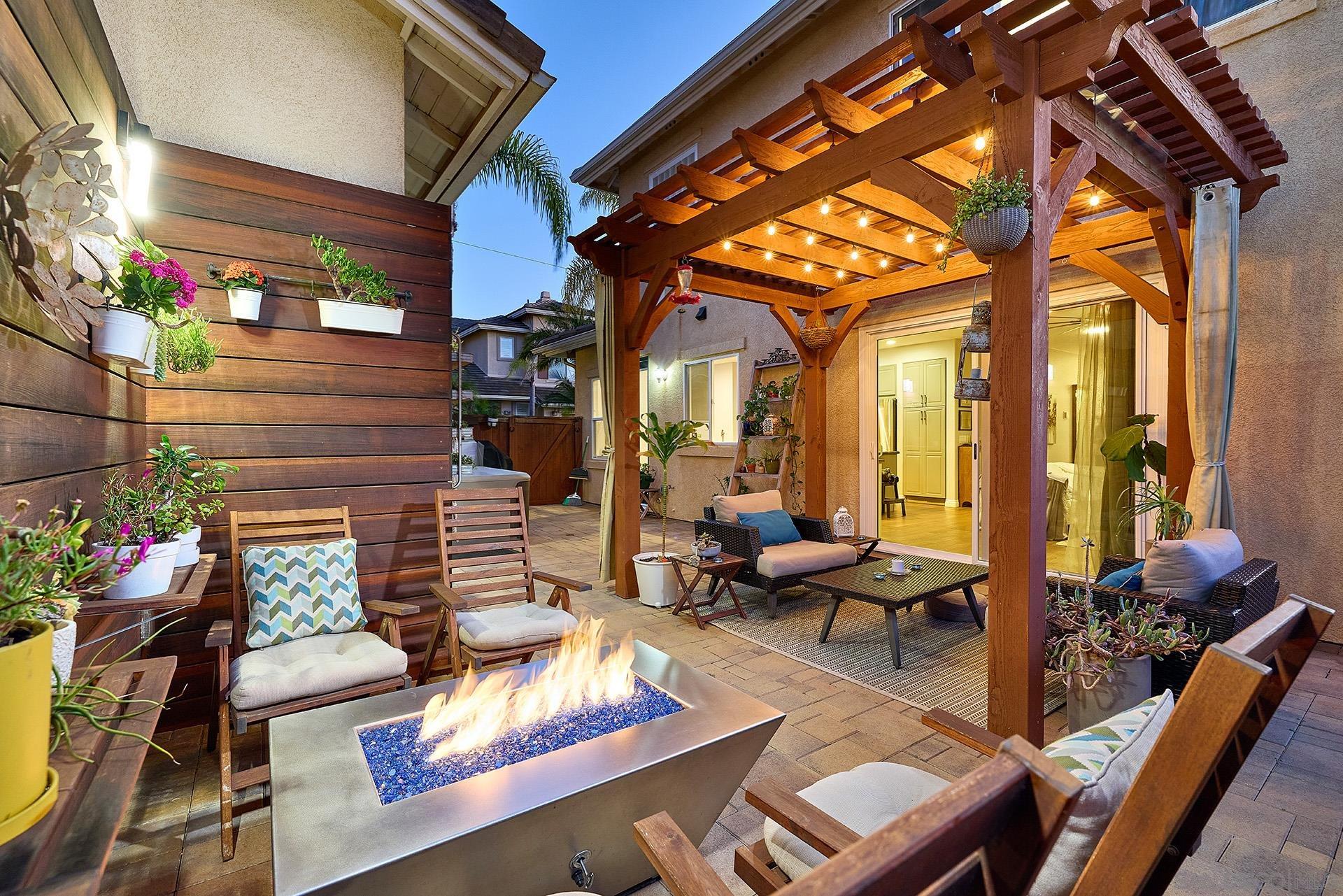 Detail Gallery Image 19 of 56 For 7354  Escallonia Ct, Carlsbad,  CA 92011 - 3 Beds | 2/1 Baths