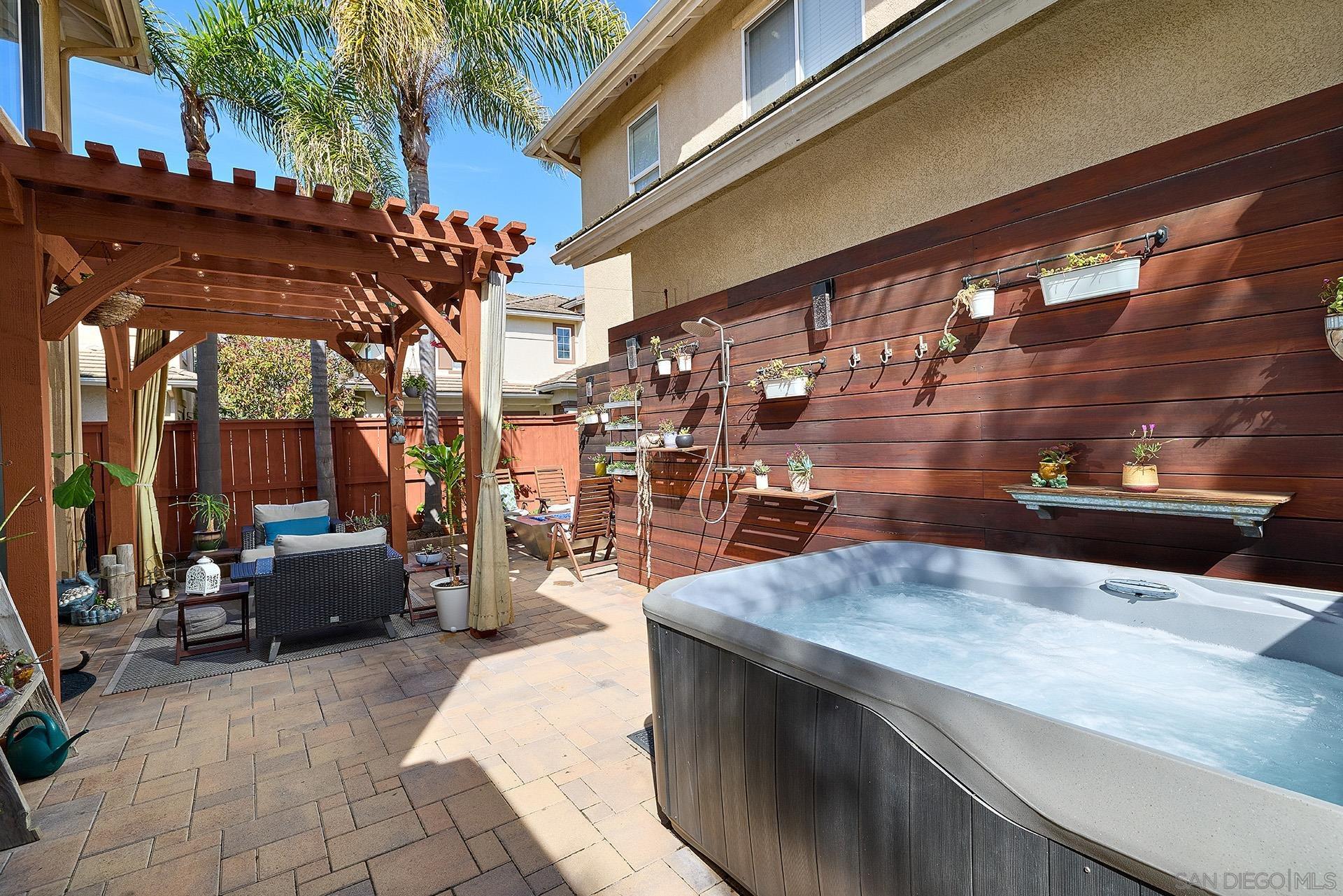 Detail Gallery Image 28 of 56 For 7354  Escallonia Ct, Carlsbad,  CA 92011 - 3 Beds | 2/1 Baths