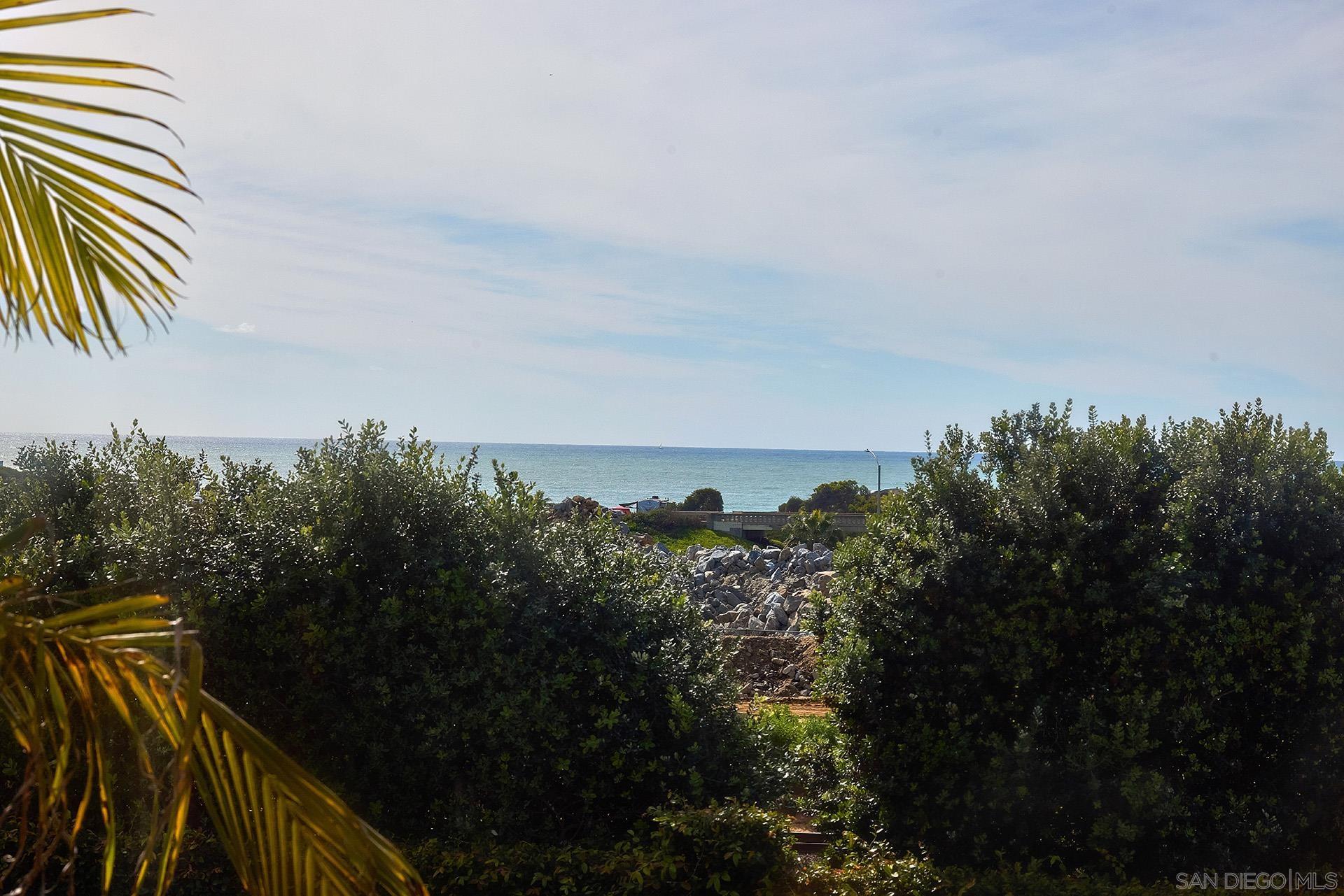 Detail Gallery Image 29 of 56 For 7354  Escallonia Ct, Carlsbad,  CA 92011 - 3 Beds | 2/1 Baths