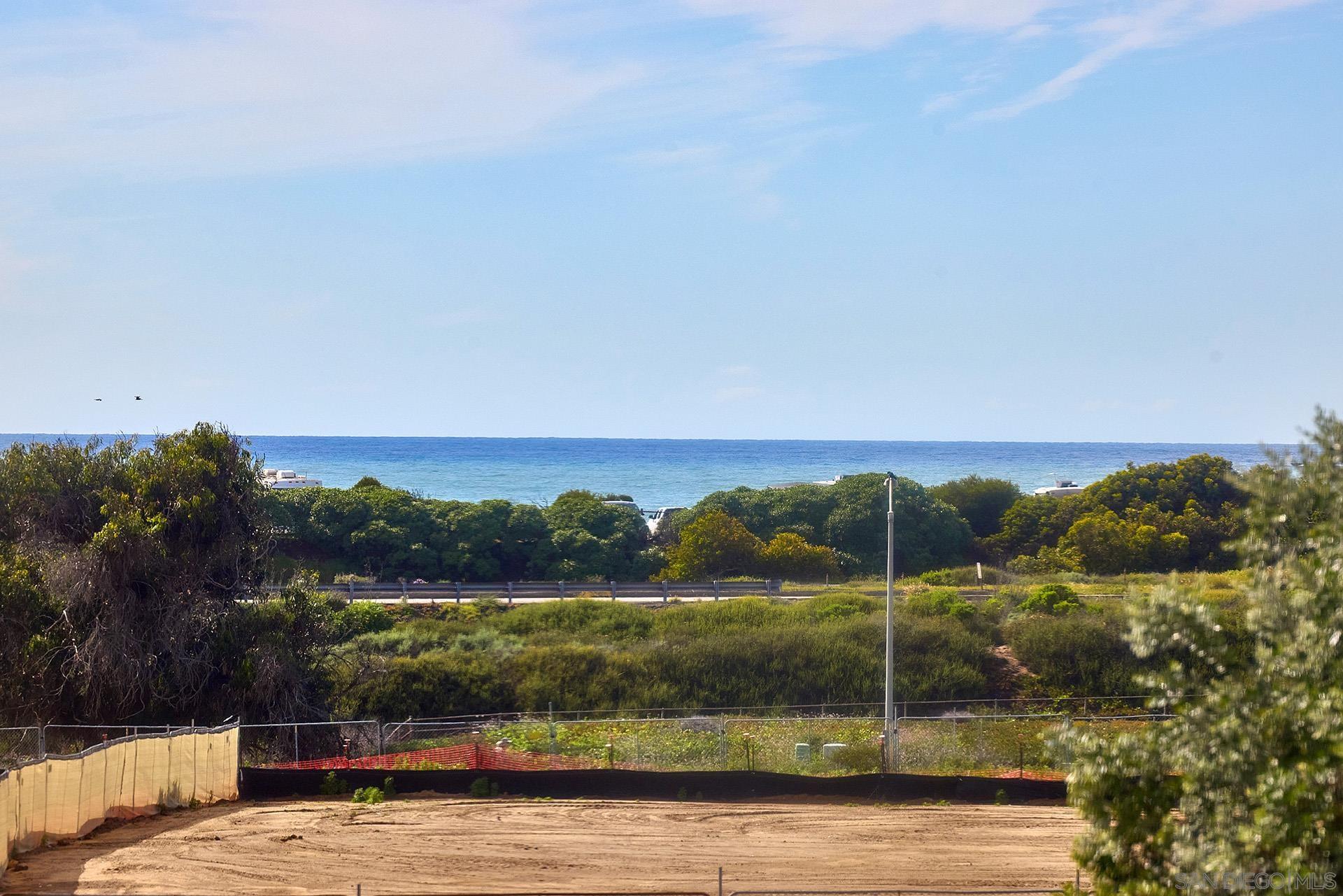 Detail Gallery Image 30 of 56 For 7354  Escallonia Ct, Carlsbad,  CA 92011 - 3 Beds | 2/1 Baths