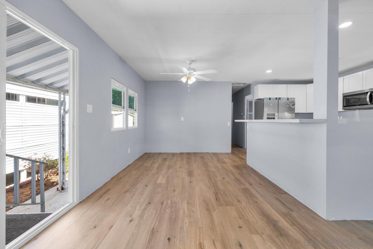 Detail Gallery Image 5 of 19 For 4912.5  Old Cliffs Road, San Diego,  CA 92120 - 2 Beds | 2 Baths