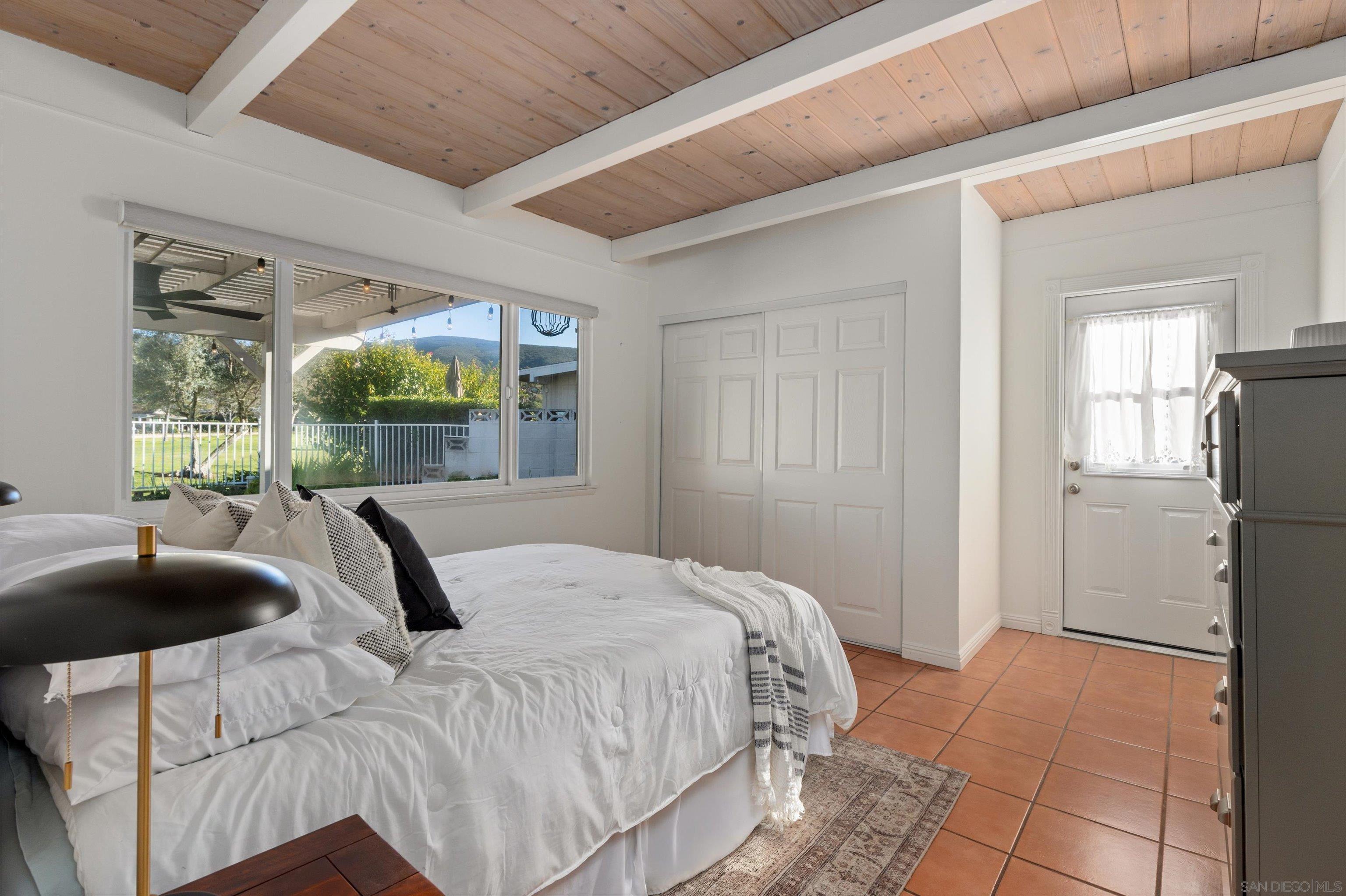 Detail Gallery Image 18 of 37 For 985  San Pablo Dr, San Marcos,  CA 92078 - 4 Beds | 2 Baths