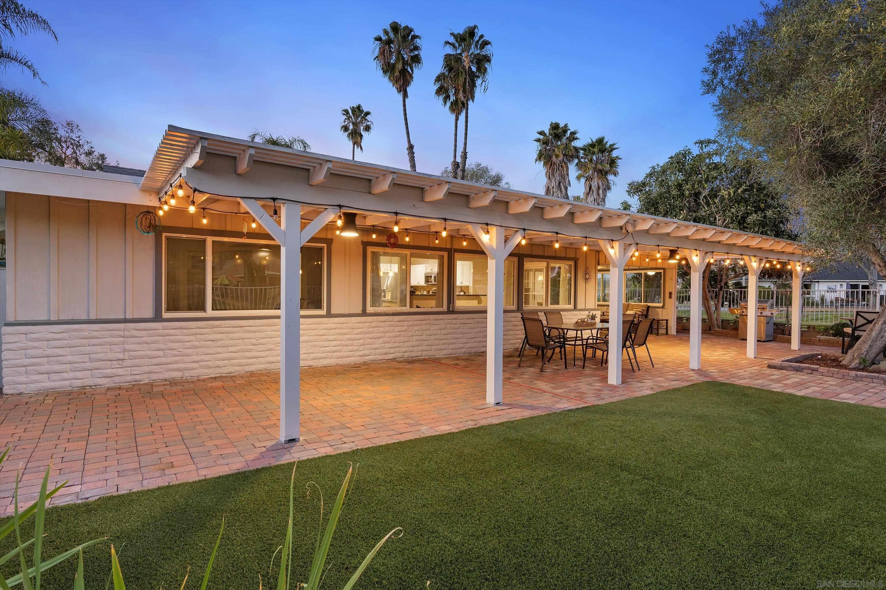 Detail Gallery Image 24 of 37 For 985  San Pablo Dr, San Marcos,  CA 92078 - 4 Beds | 2 Baths