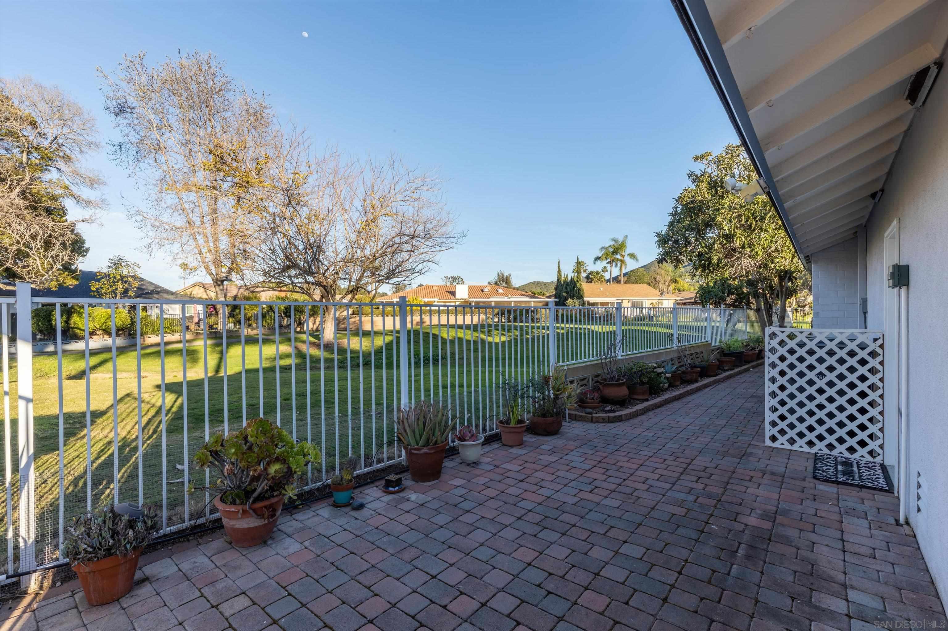 Detail Gallery Image 28 of 37 For 985  San Pablo Dr, San Marcos,  CA 92078 - 4 Beds | 2 Baths