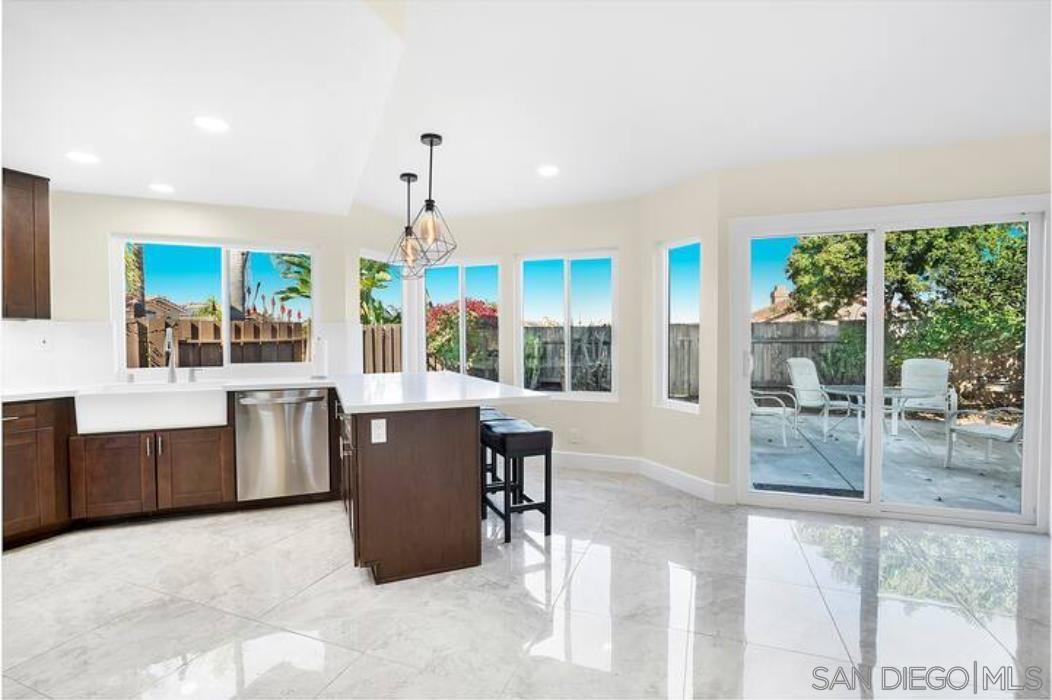 Detail Gallery Image 16 of 23 For , San Diego,  CA 92129 - 4 Beds | 3 Baths