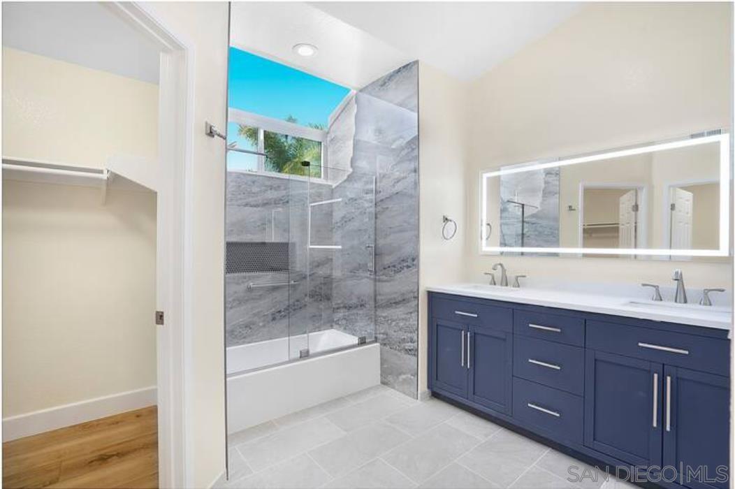 Detail Gallery Image 17 of 23 For , San Diego,  CA 92129 - 4 Beds | 3 Baths