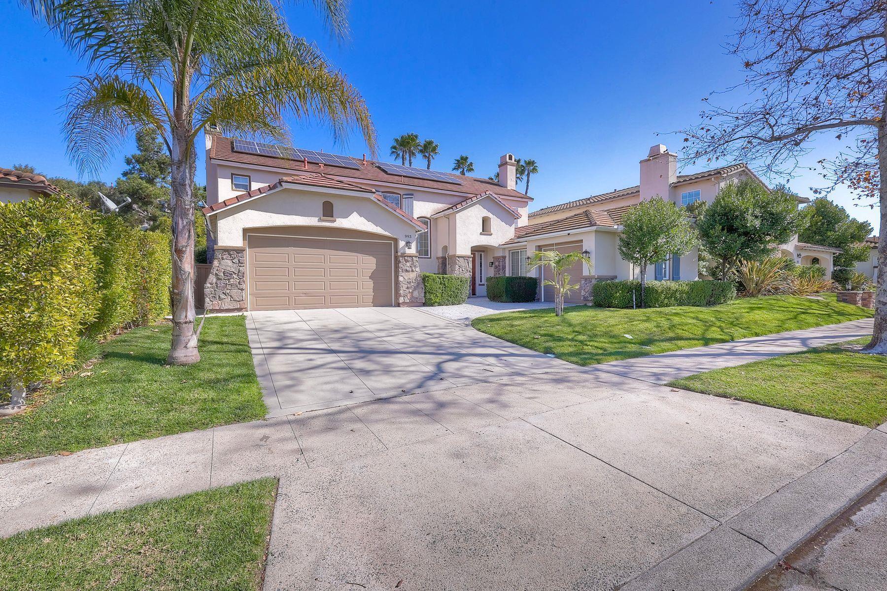 Detail Gallery Image 2 of 40 For 993  Hawthorne Creek Dr, Chula Vista,  CA 91914 - 6 Beds | 5 Baths