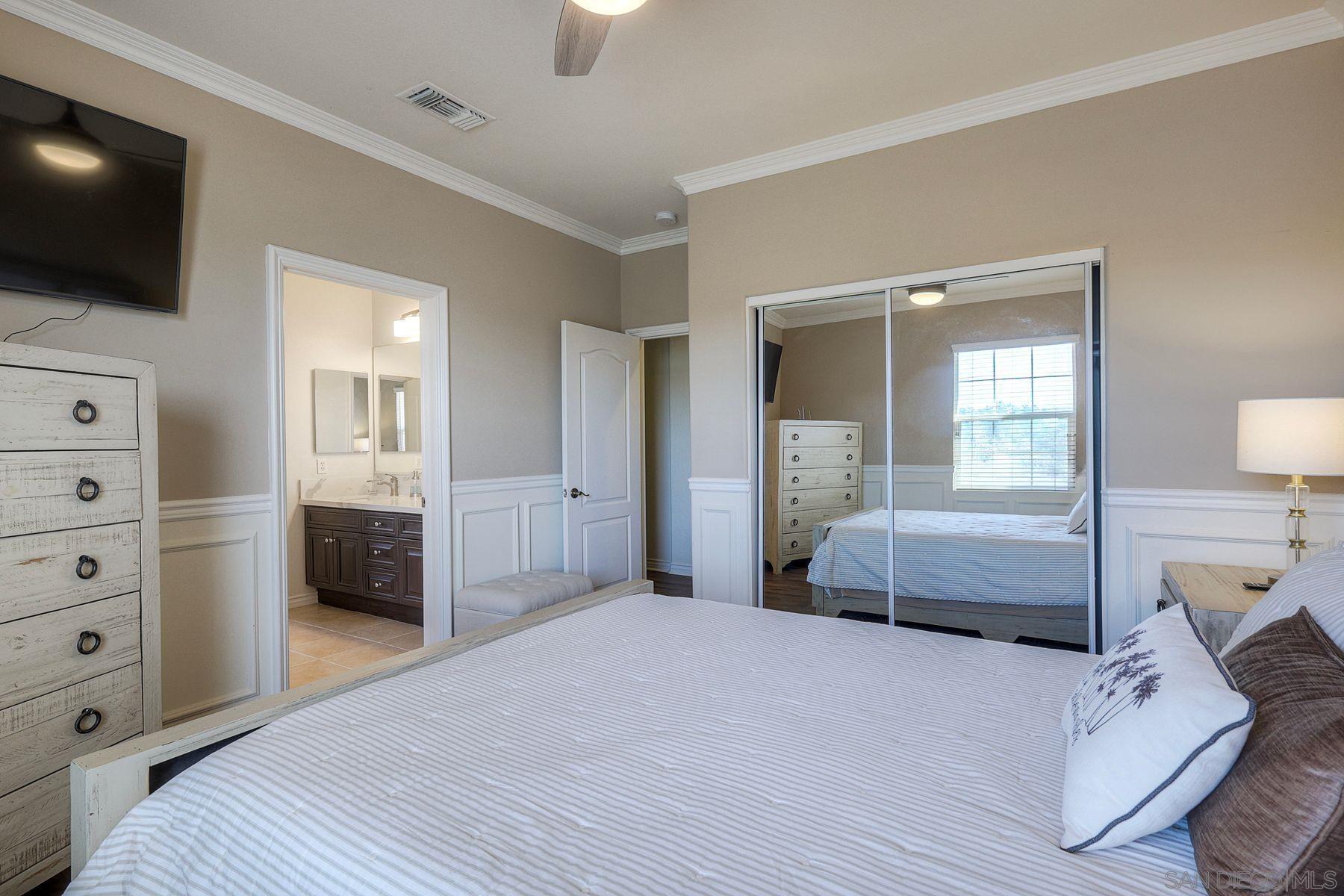 Detail Gallery Image 29 of 40 For 993  Hawthorne Creek Dr, Chula Vista,  CA 91914 - 6 Beds | 5 Baths