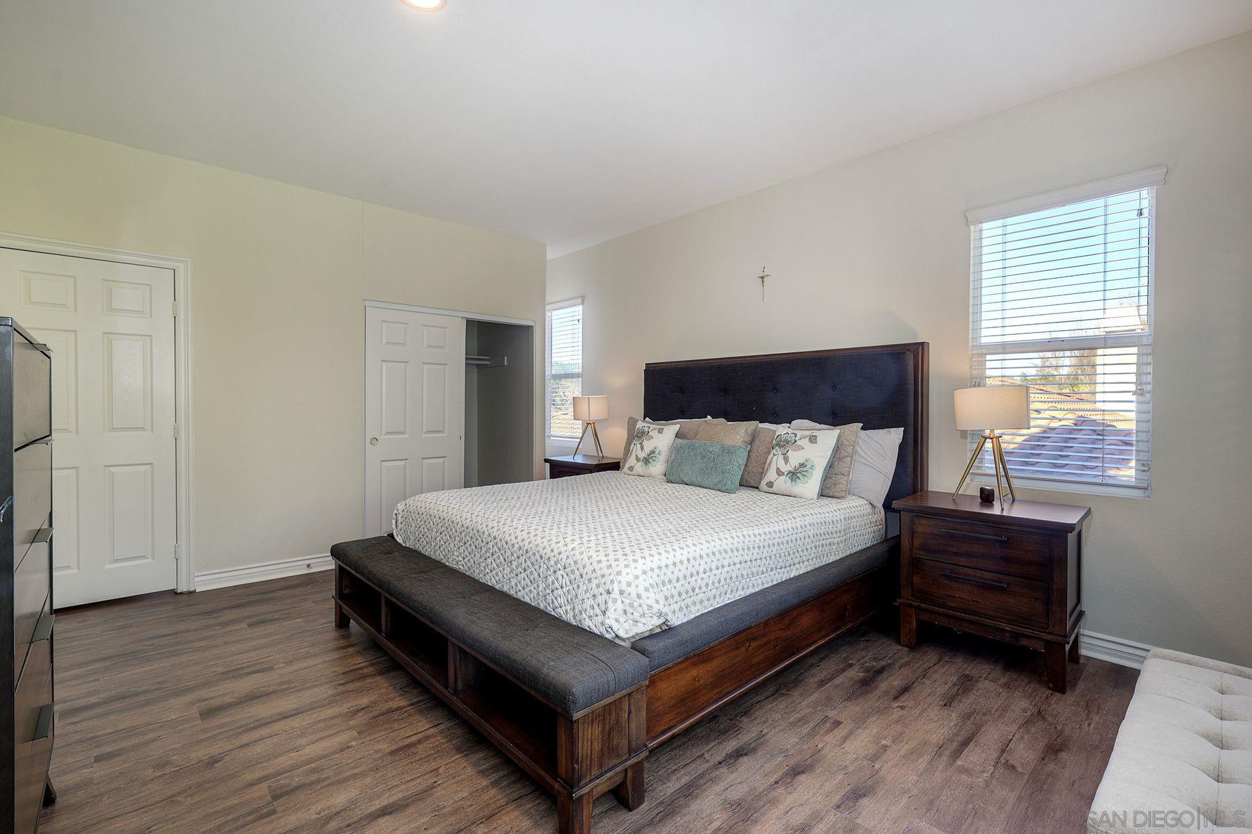 Detail Gallery Image 34 of 40 For 993  Hawthorne Creek Dr, Chula Vista,  CA 91914 - 6 Beds | 5 Baths