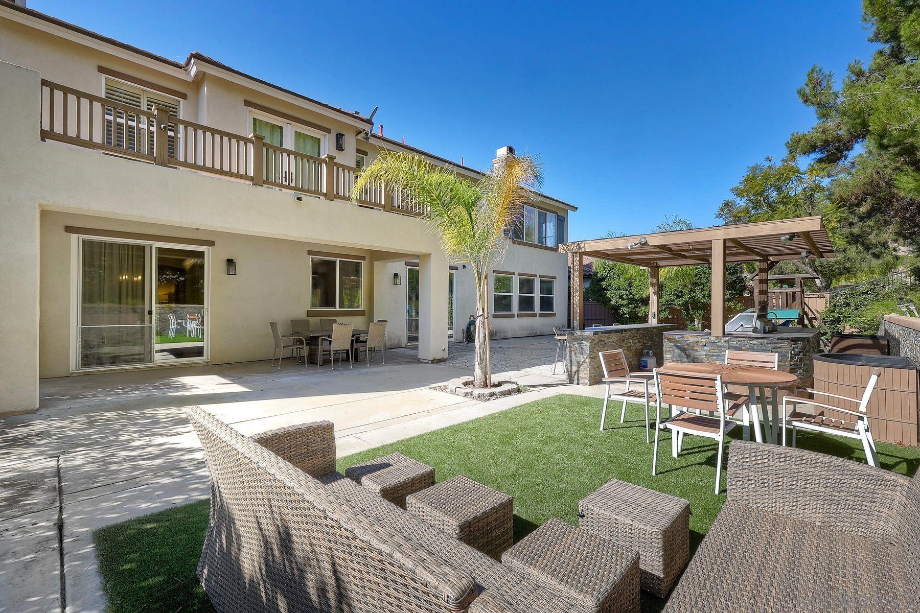 Detail Gallery Image 37 of 40 For 993  Hawthorne Creek Dr, Chula Vista,  CA 91914 - 6 Beds | 5 Baths