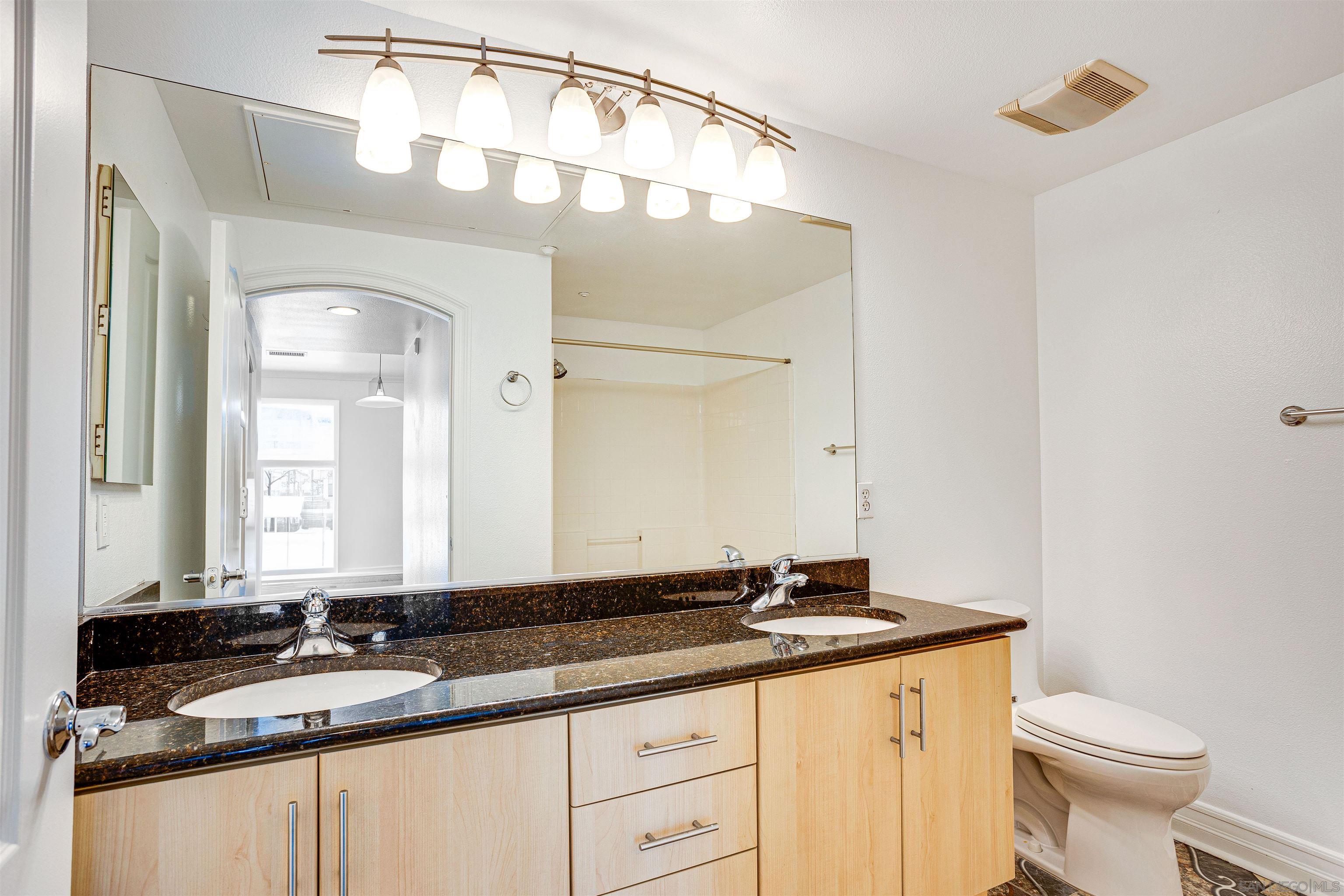 Detail Gallery Image 14 of 23 For 1225  Island Ave  405, San Diego,  CA 92101 - 2 Beds | 2 Baths