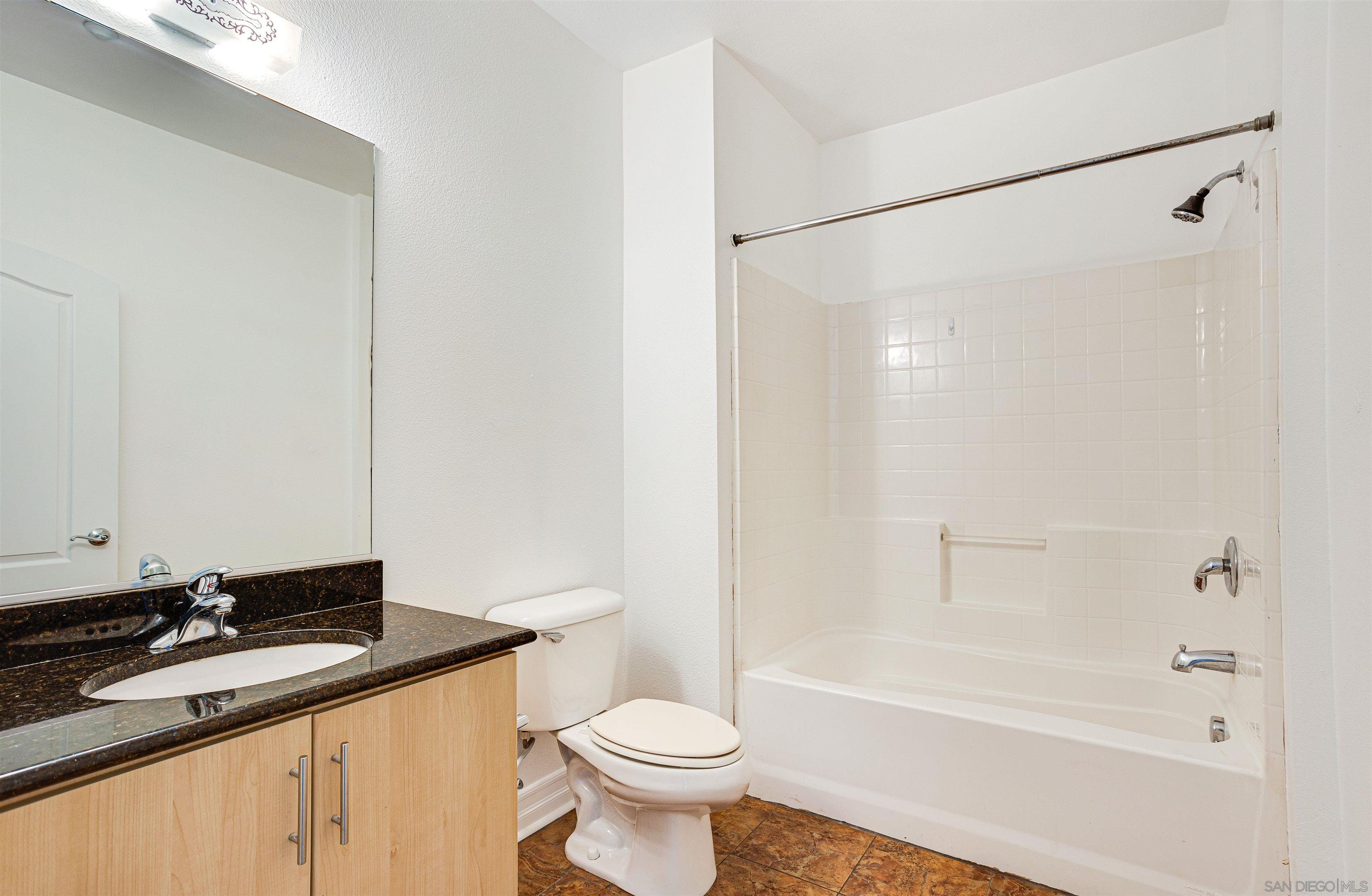 Detail Gallery Image 19 of 23 For 1225  Island Ave  405, San Diego,  CA 92101 - 2 Beds | 2 Baths