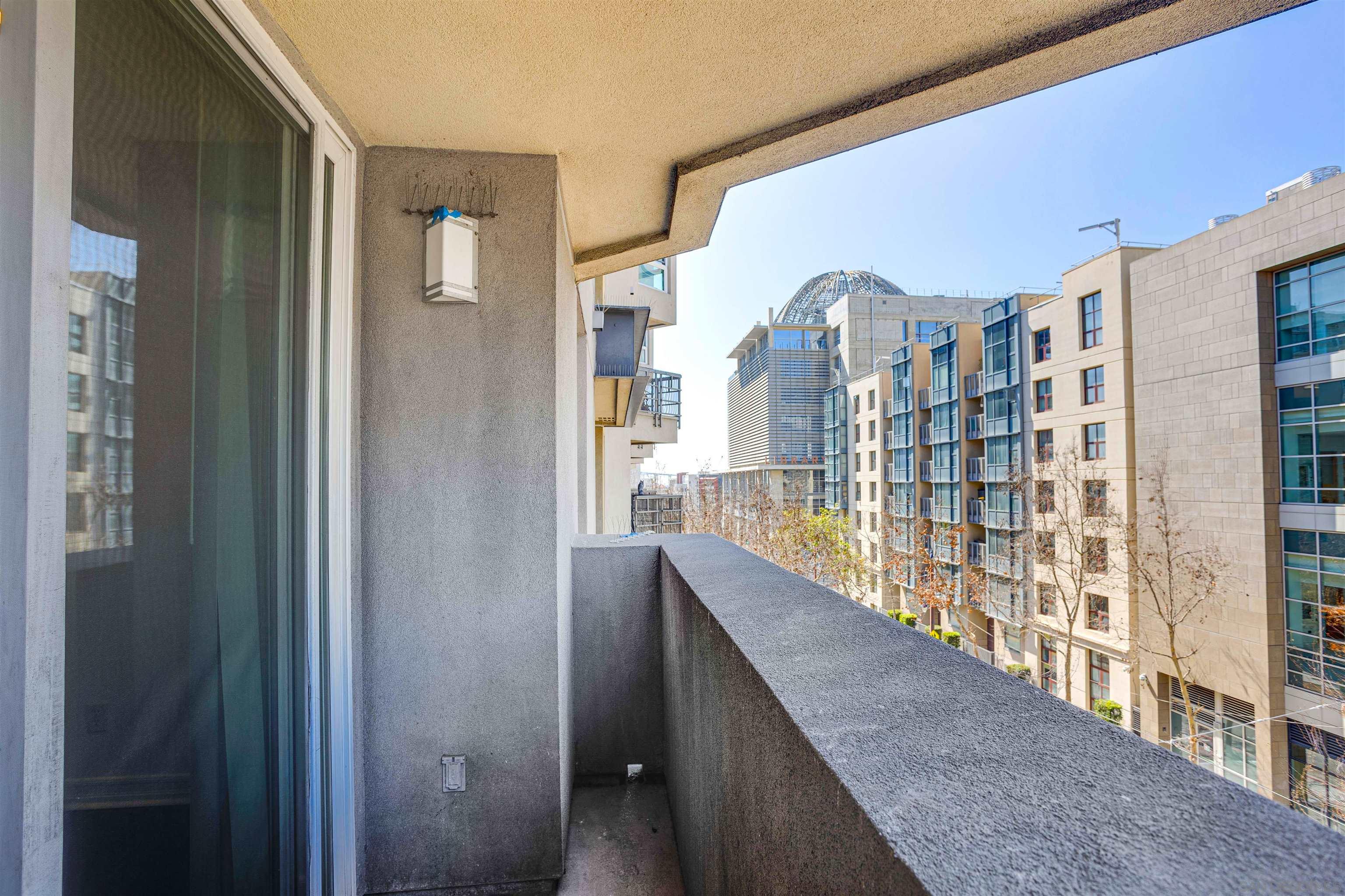 Detail Gallery Image 8 of 23 For 1225  Island Ave  405, San Diego,  CA 92101 - 2 Beds | 2 Baths