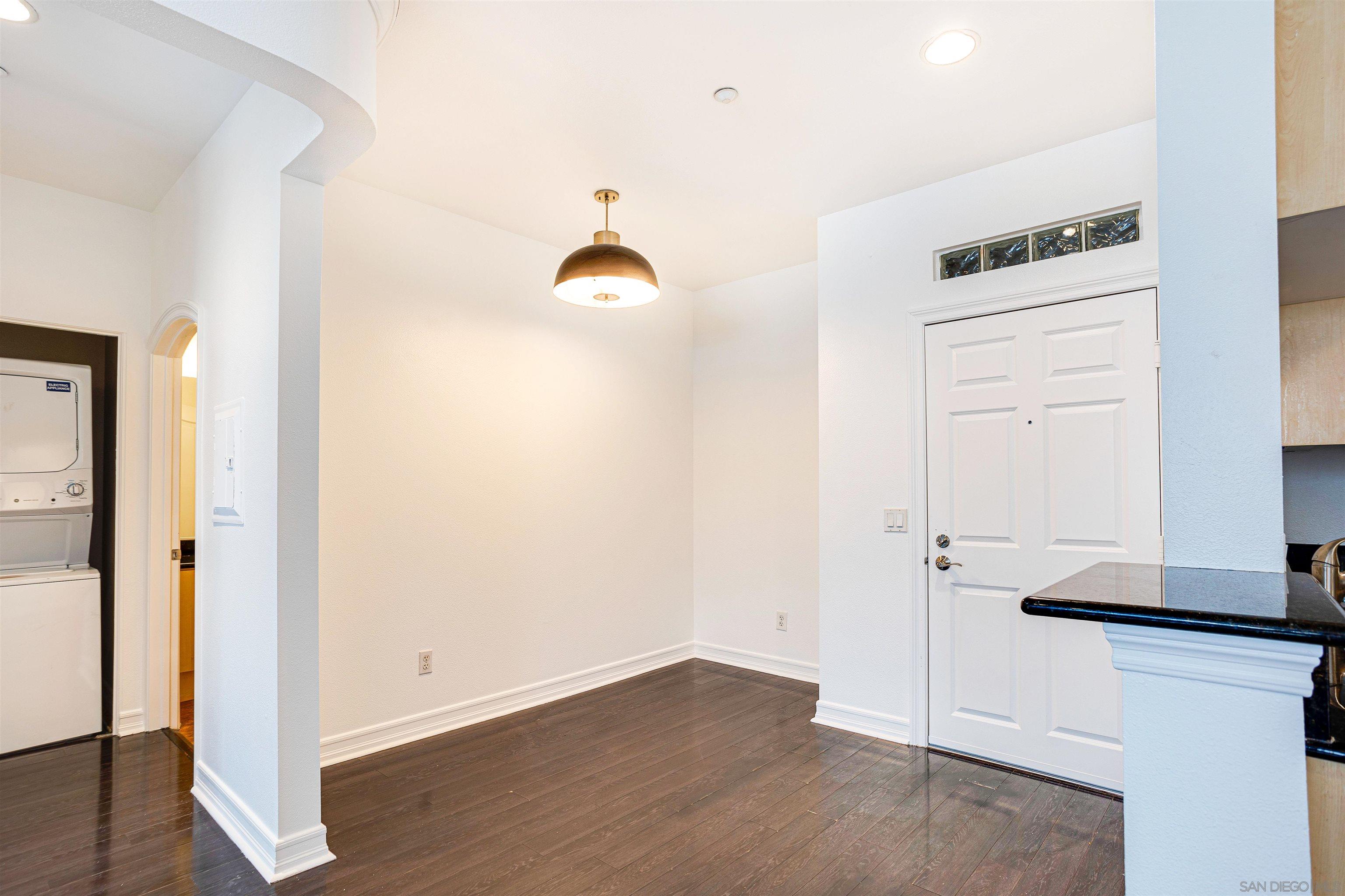 Detail Gallery Image 10 of 23 For 1225  Island Ave  405, San Diego,  CA 92101 - 2 Beds | 2 Baths