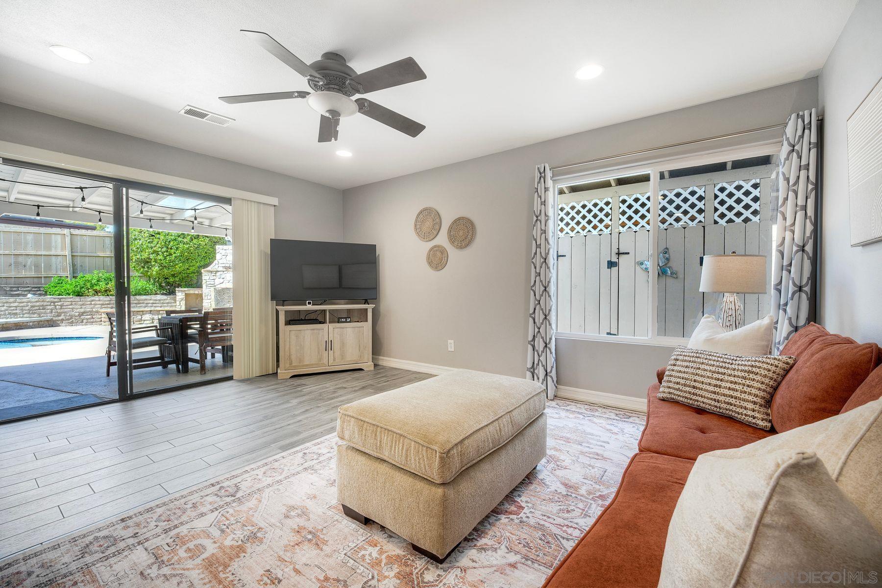 Detail Gallery Image 27 of 59 For 17240  Cuvee Ct, Poway,  CA 92064 - 3 Beds | 2 Baths