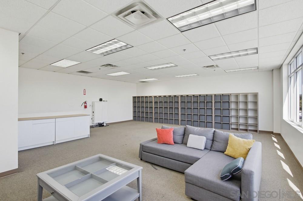 Detail Gallery Image 20 of 28 For 1568  Lancaster Point Way, San Diego,  CA 92154 - – Beds | – Baths