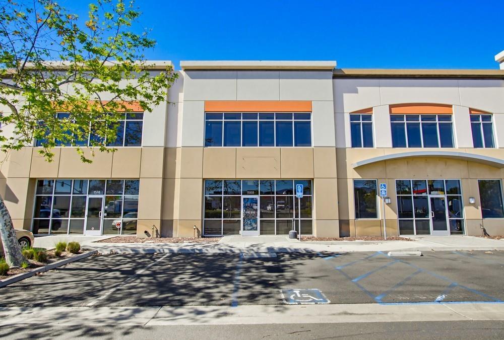 Detail Gallery Image 4 of 28 For 1568  Lancaster Point Way, San Diego,  CA 92154 - – Beds | – Baths