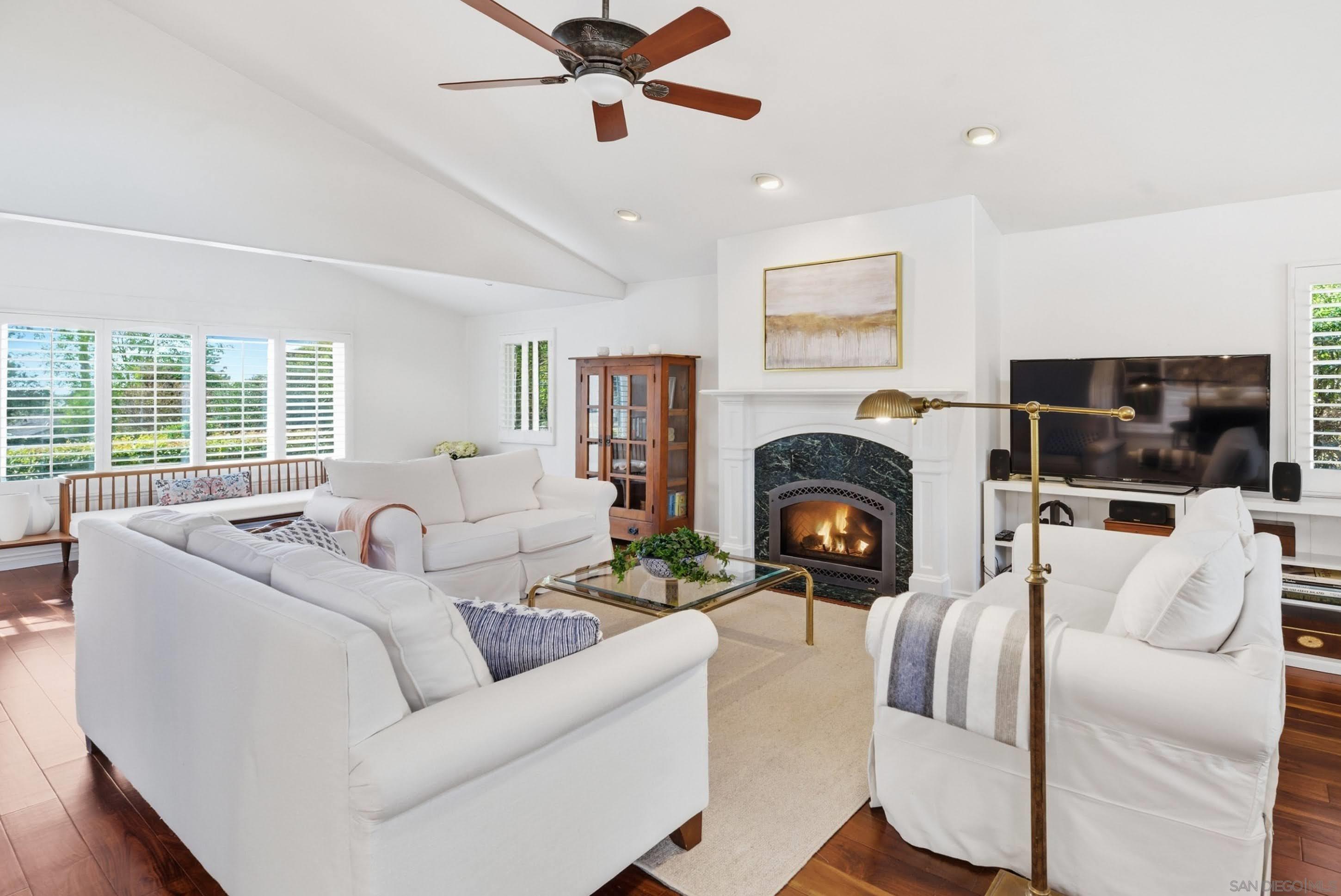 Detail Gallery Image 13 of 69 For 16405  Bronco Ln, Poway,  CA 92064 - 5 Beds | 3/1 Baths