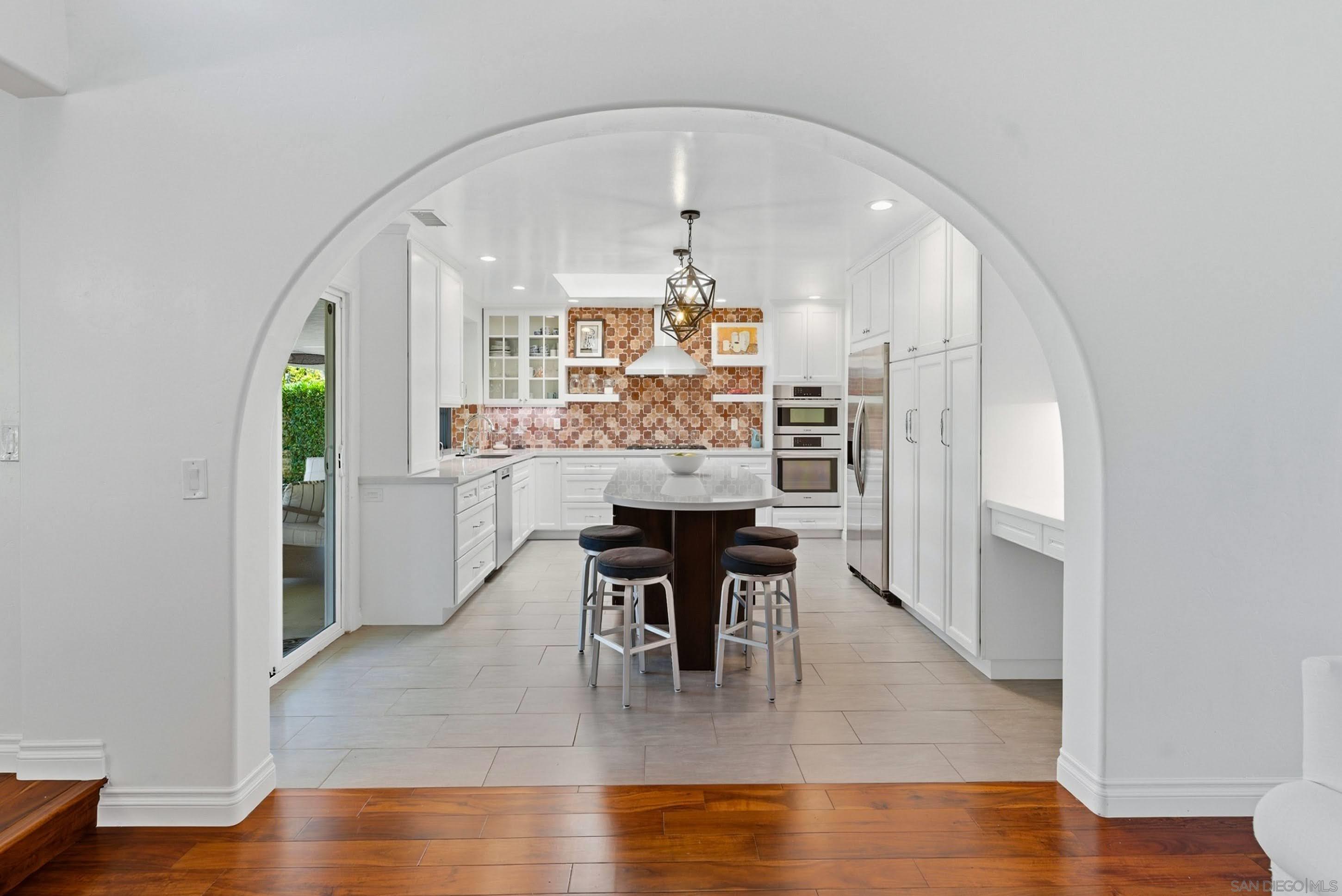 Detail Gallery Image 18 of 69 For 16405  Bronco Ln, Poway,  CA 92064 - 5 Beds | 3/1 Baths