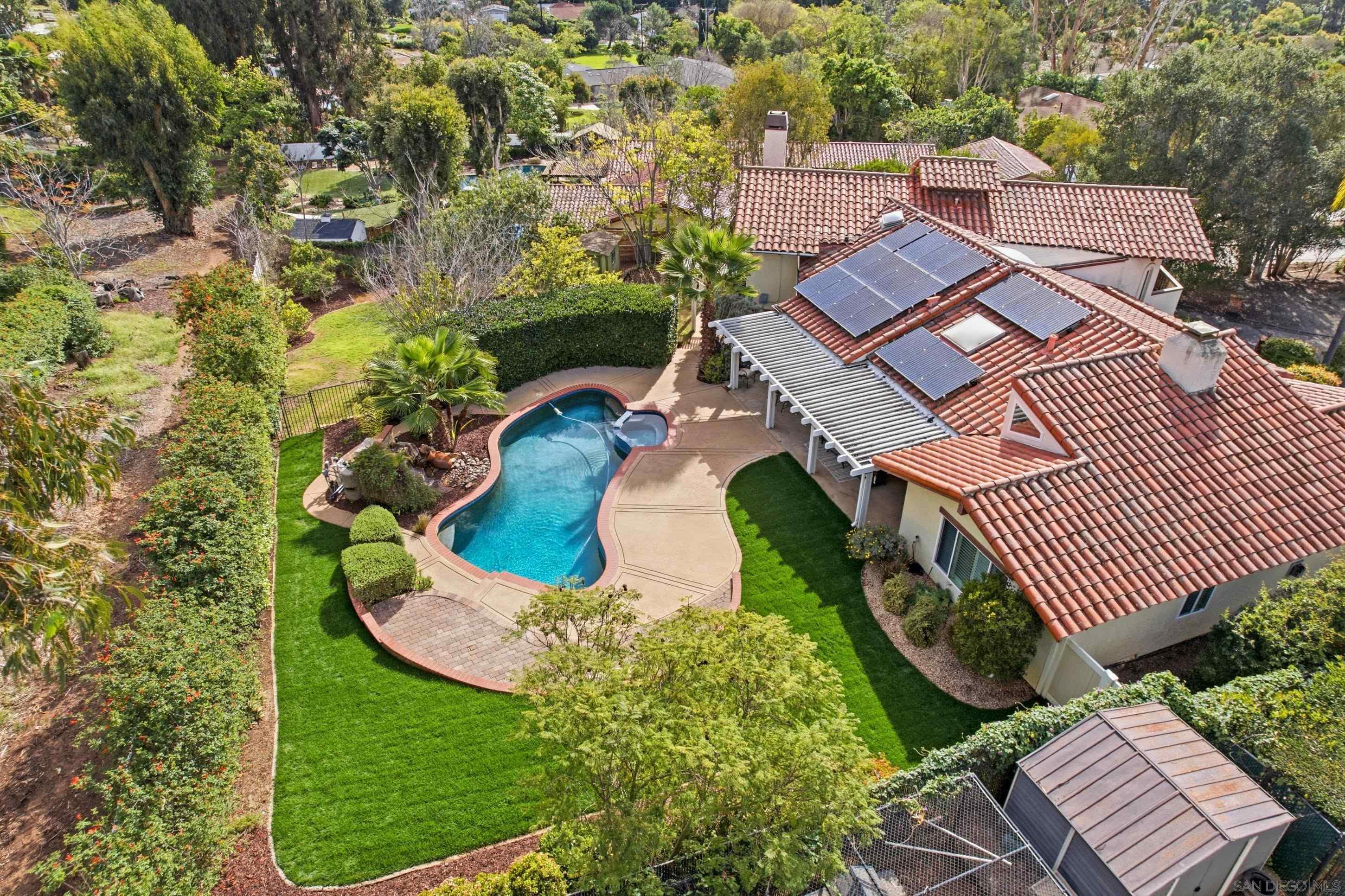 Detail Gallery Image 3 of 69 For 16405  Bronco Ln, Poway,  CA 92064 - 5 Beds | 3/1 Baths