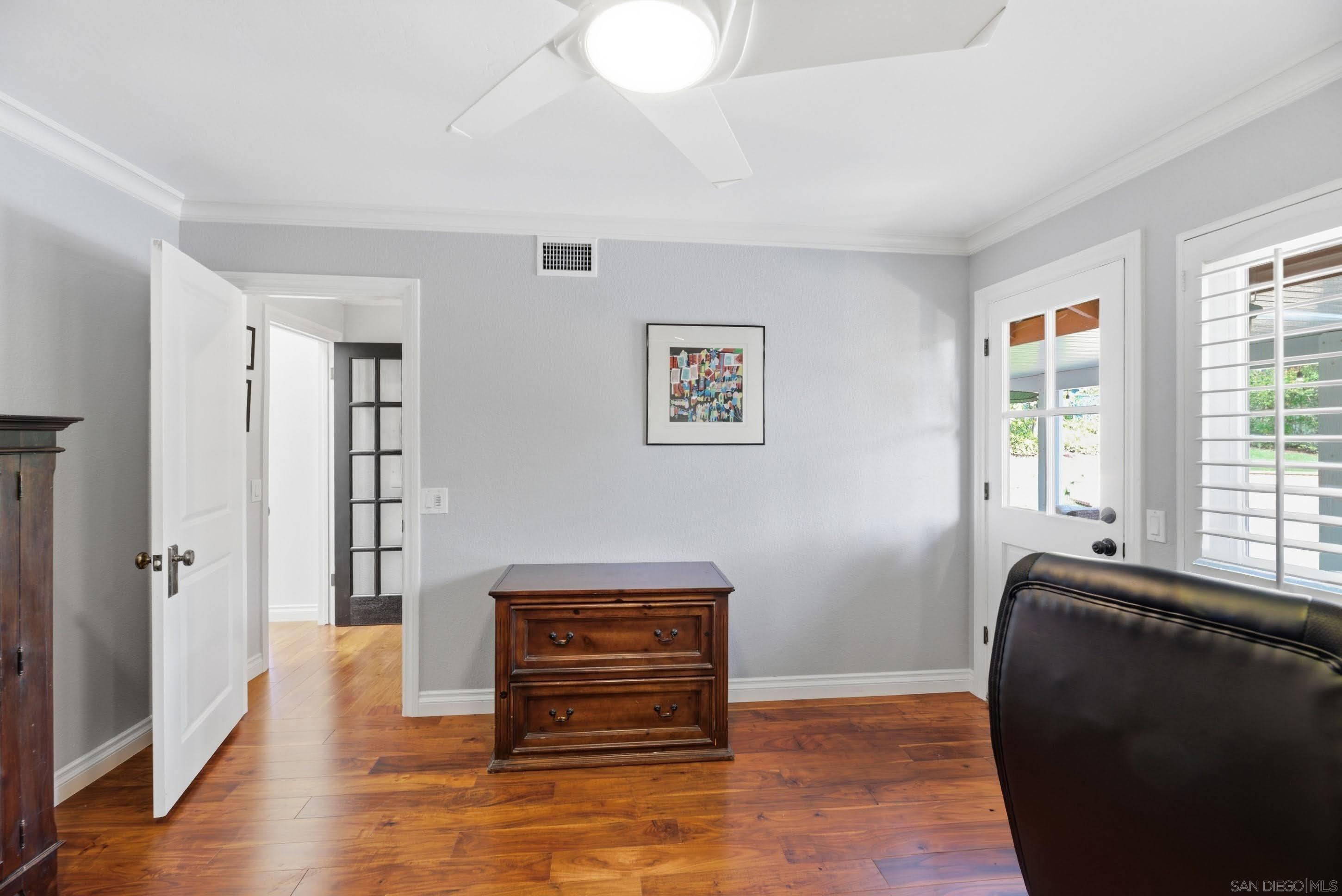 Detail Gallery Image 33 of 69 For 16405  Bronco Ln, Poway,  CA 92064 - 5 Beds | 3/1 Baths