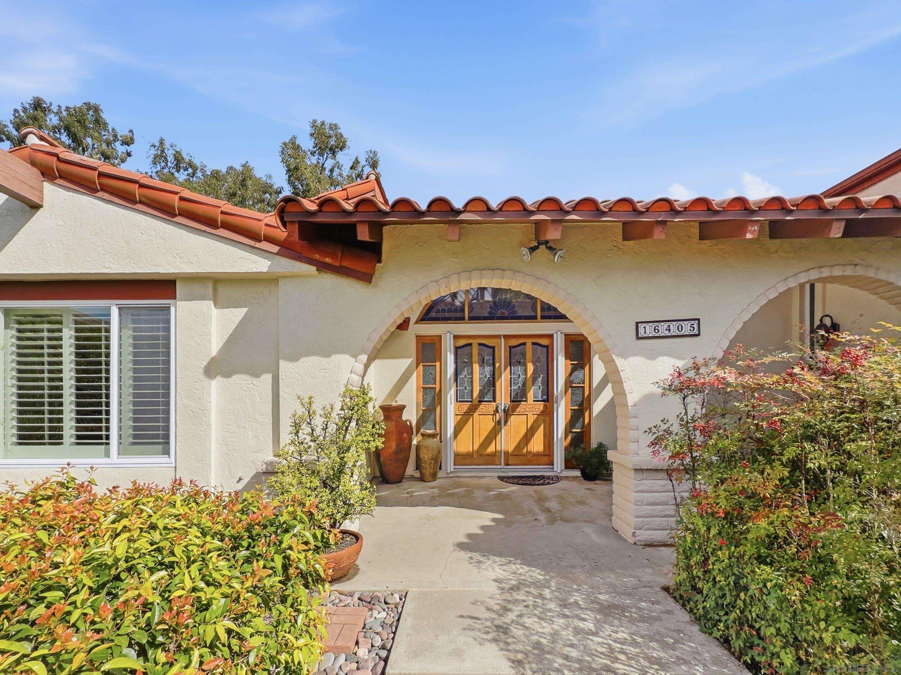 Detail Gallery Image 6 of 69 For 16405  Bronco Ln, Poway,  CA 92064 - 5 Beds | 3/1 Baths