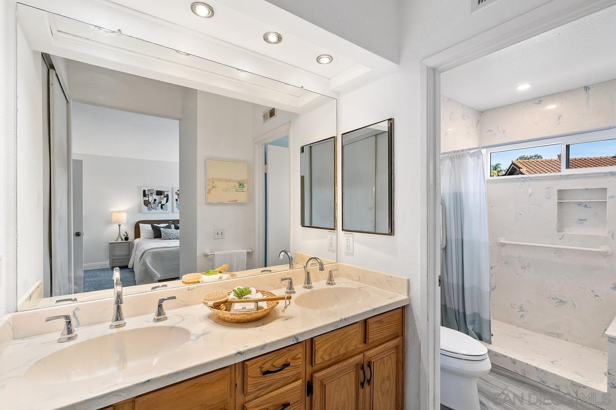 Detail Gallery Image 17 of 25 For 7134  Caminito Quintana, San Diego,  CA 92122 - 3 Beds | 2/1 Baths