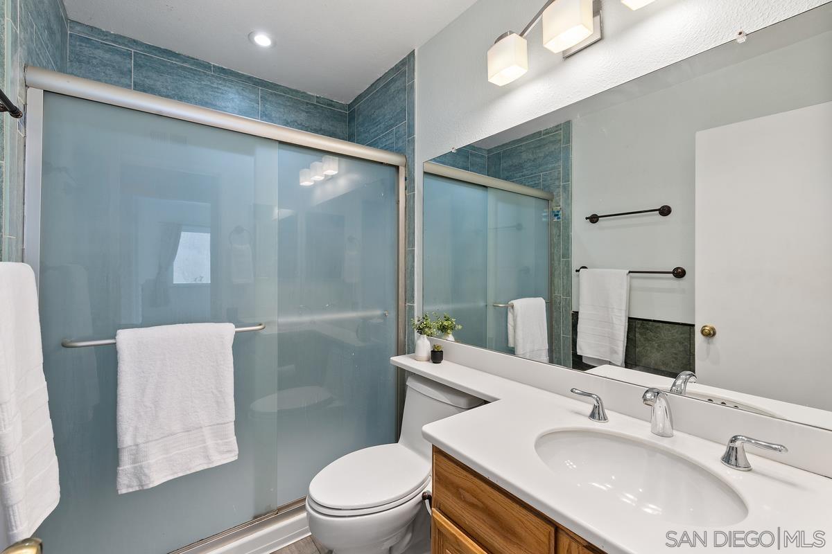 Detail Gallery Image 19 of 25 For 7134  Caminito Quintana, San Diego,  CA 92122 - 3 Beds | 2/1 Baths