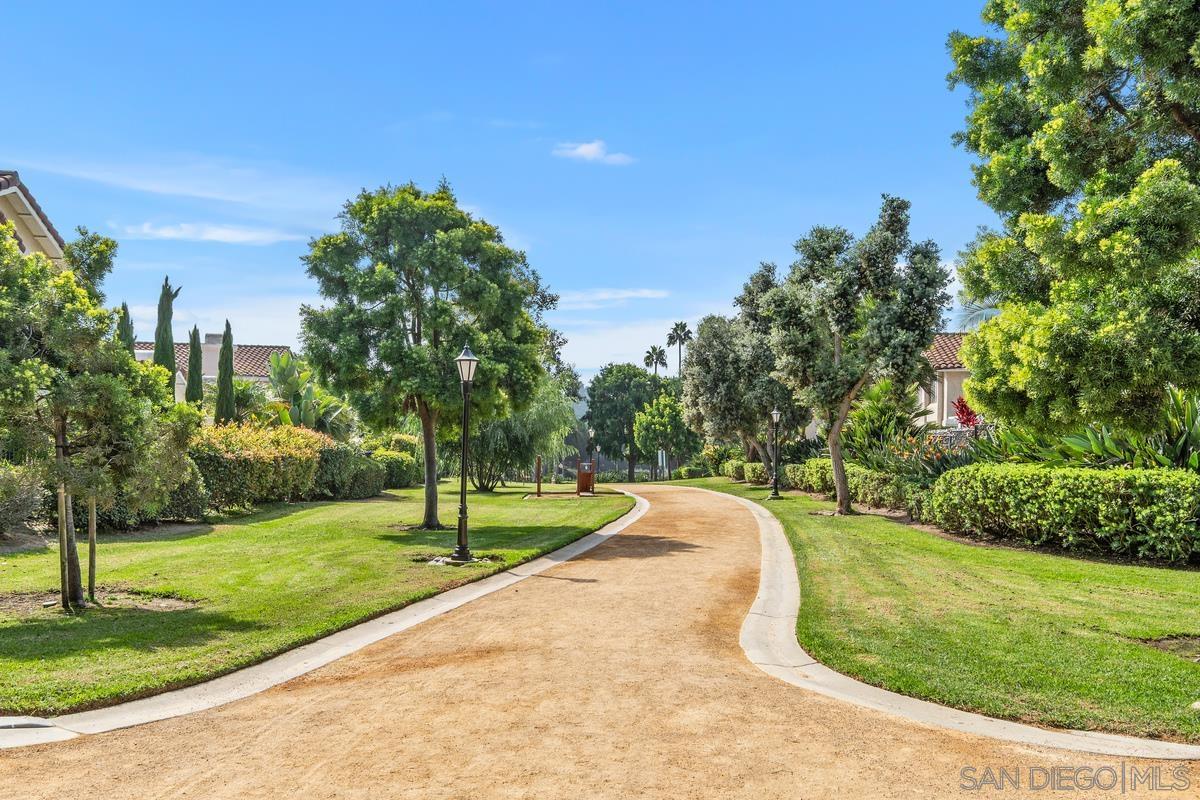 Detail Gallery Image 21 of 25 For 7134  Caminito Quintana, San Diego,  CA 92122 - 3 Beds | 2/1 Baths